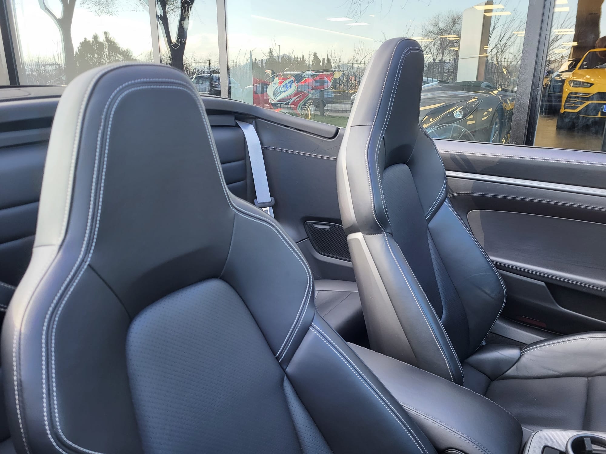 PORSCHE 911 992 CARRERA CABRIO