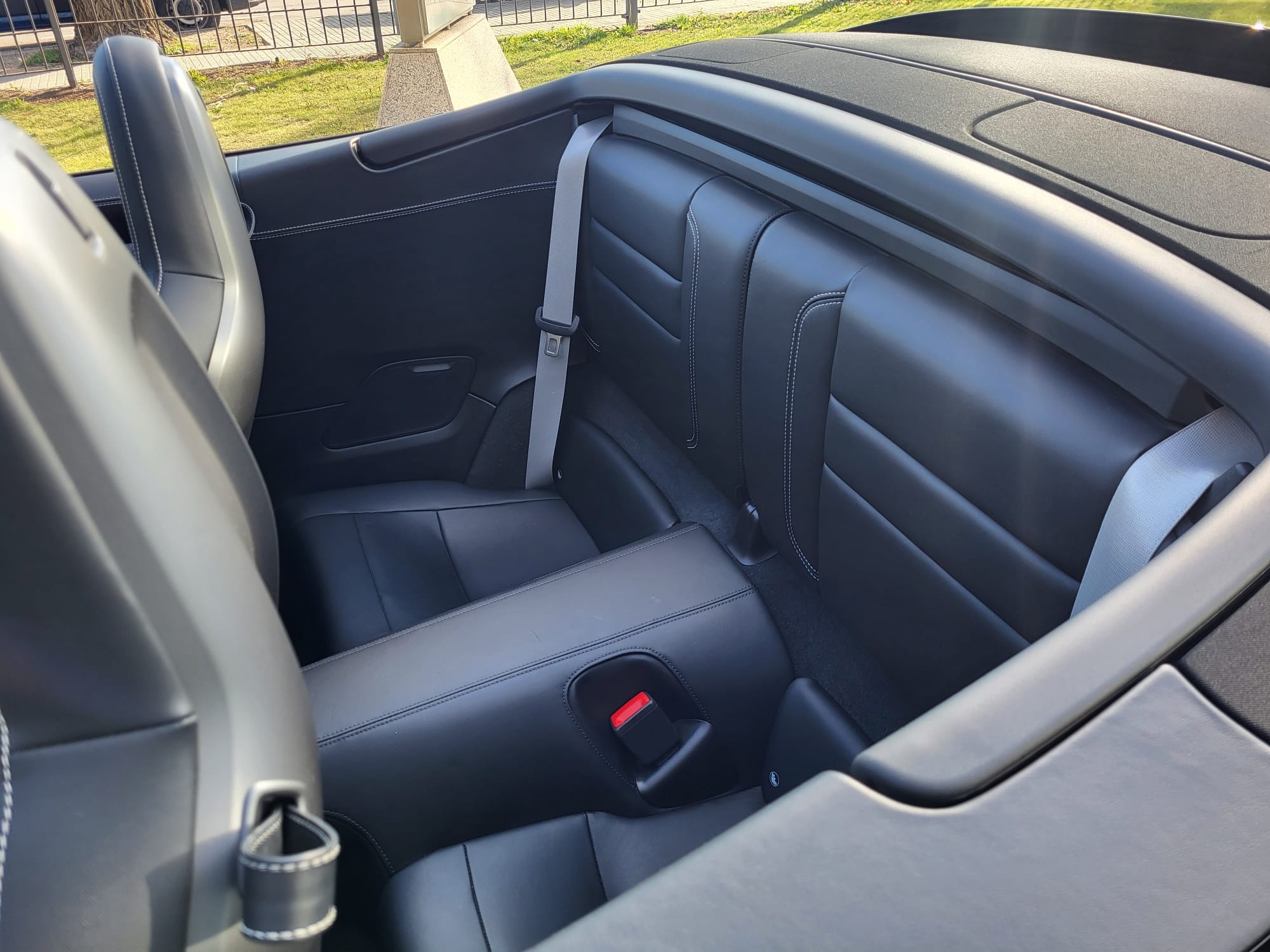 PORSCHE 911 992 CARRERA CABRIO