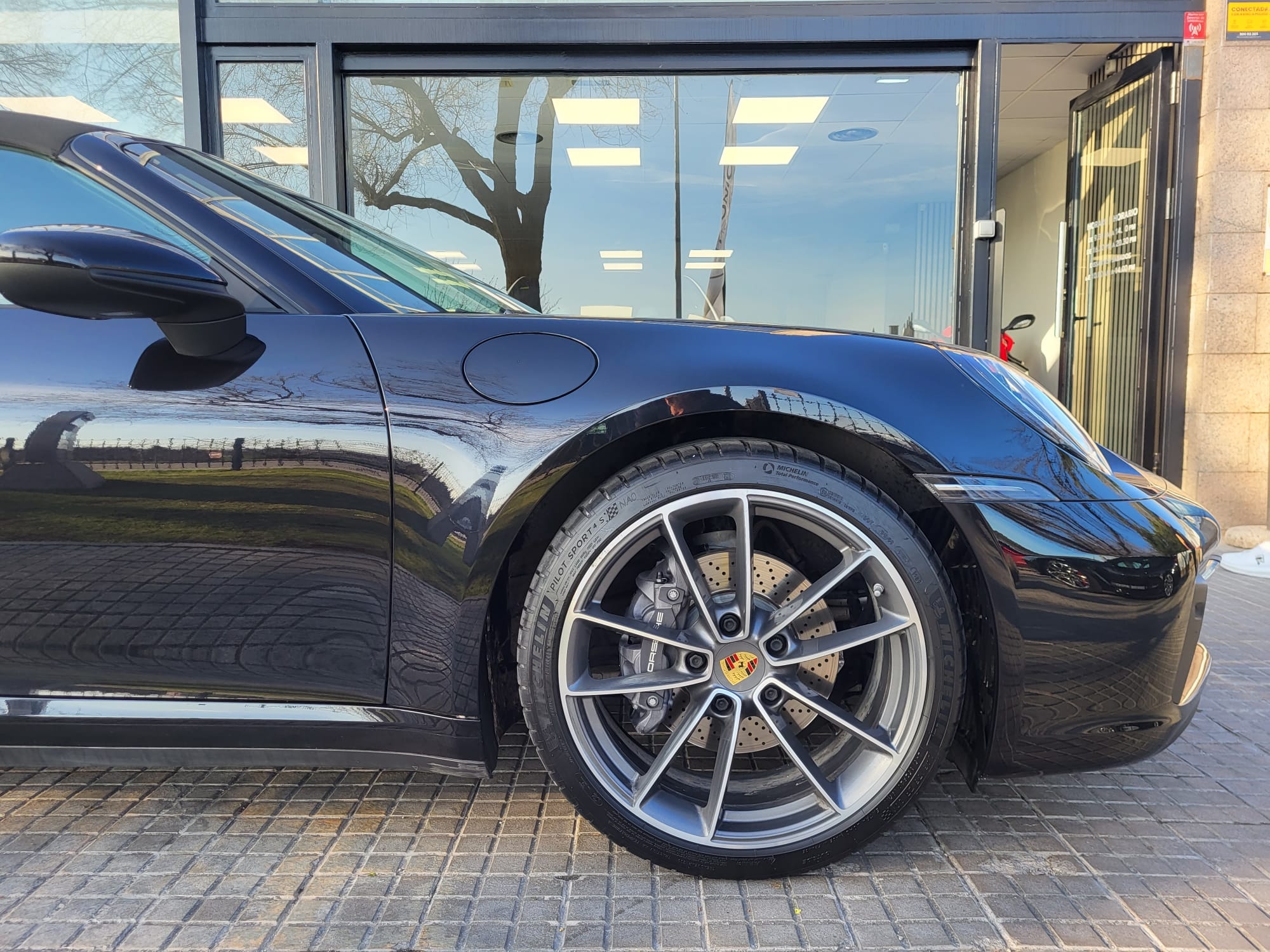 PORSCHE 911 992 CARRERA CABRIO