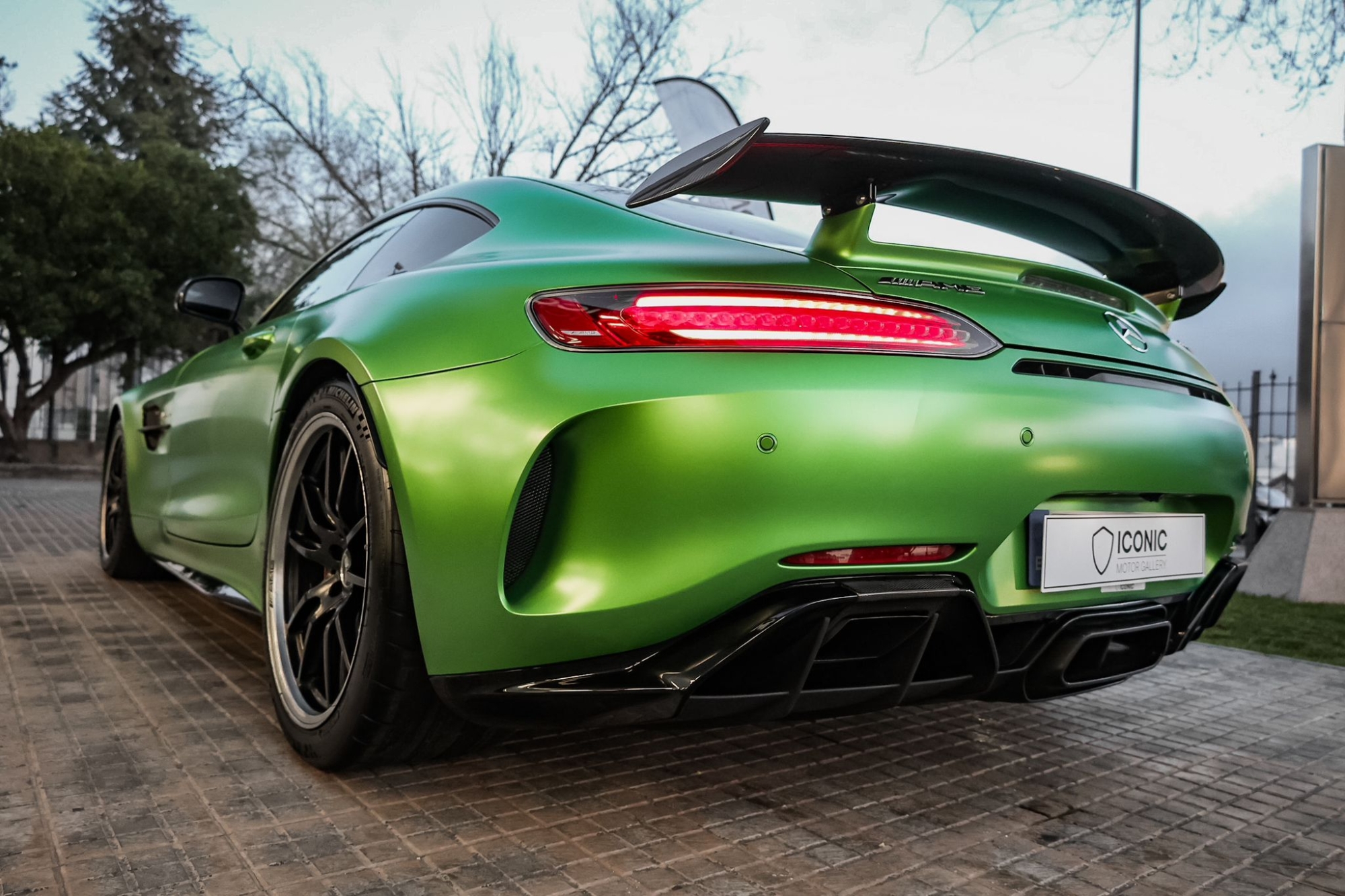 MERCEDES-BENZ AMG GT-R COUPÉ