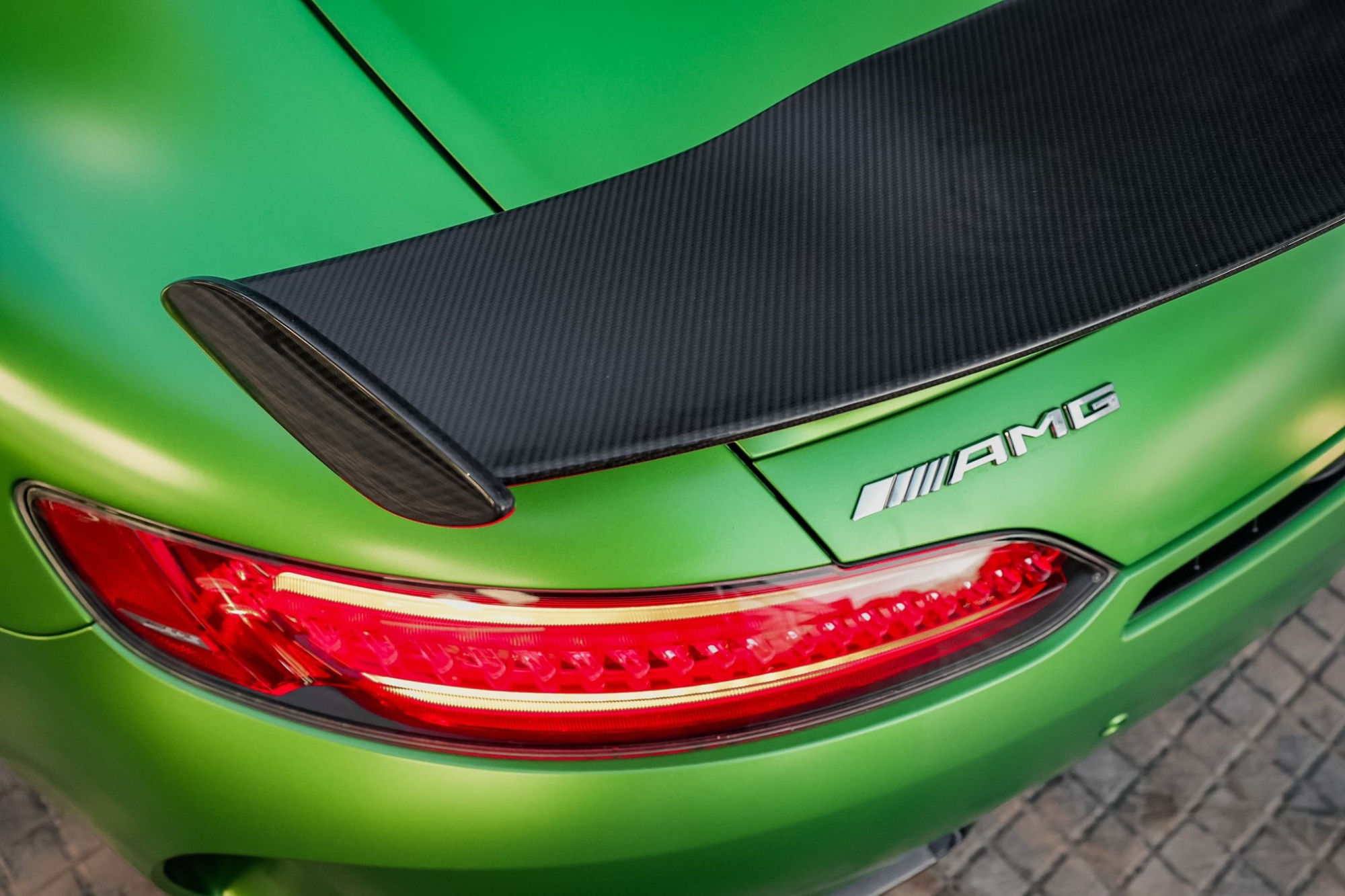 MERCEDES-BENZ AMG GT-R COUPÉ