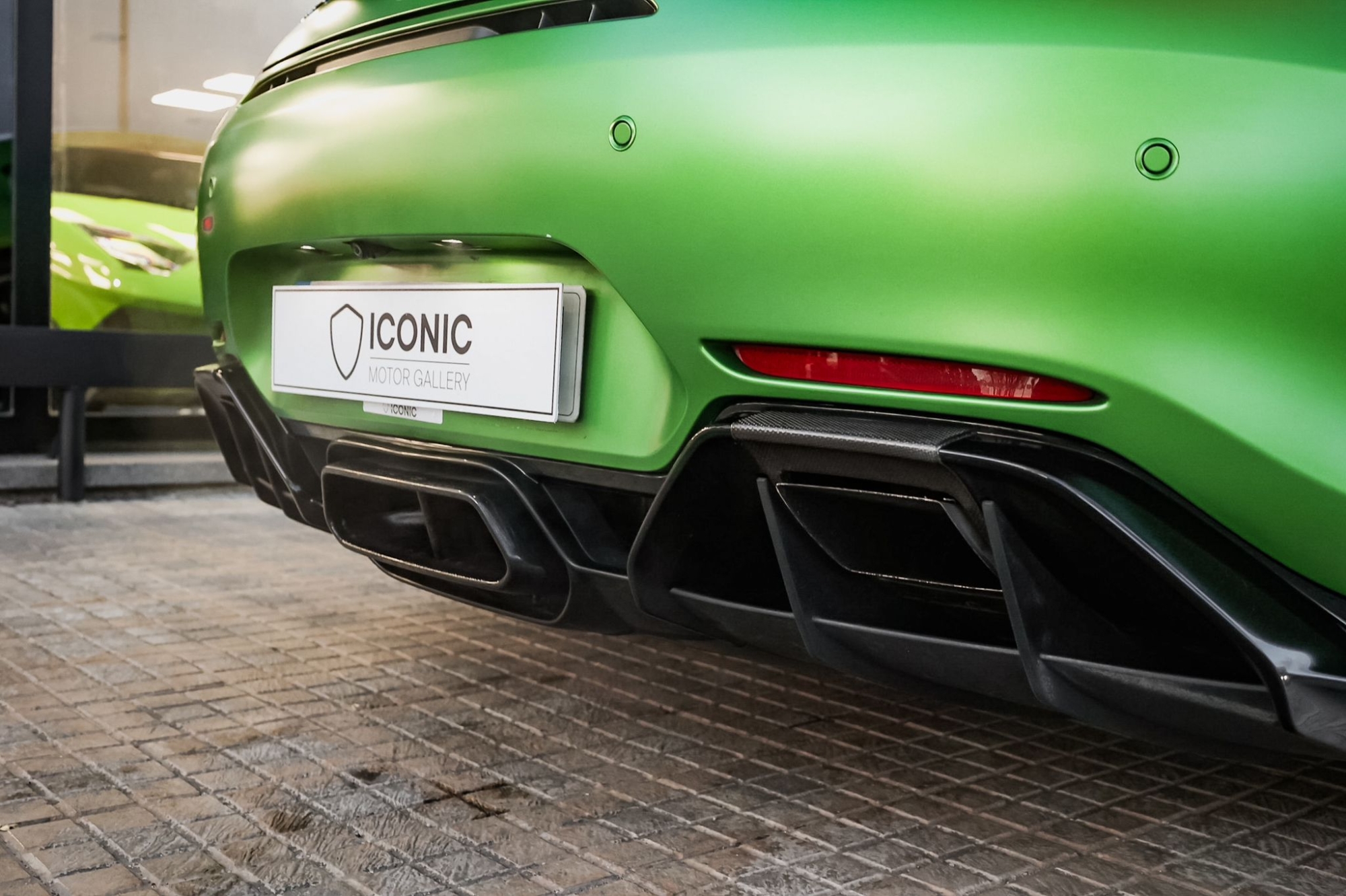 MERCEDES-BENZ AMG GT-R COUPÉ