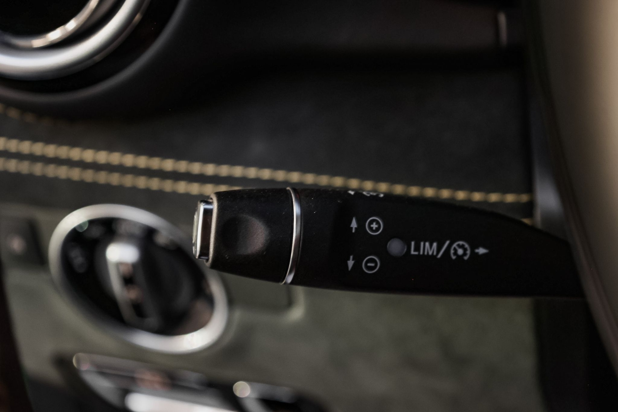 MERCEDES-BENZ AMG GT-R COUPÉ 