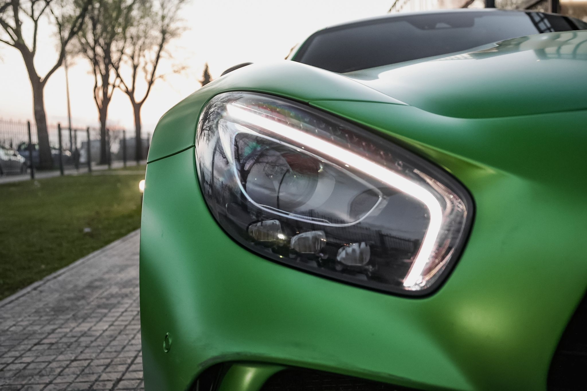 MERCEDES-BENZ AMG GT-R COUPÉ