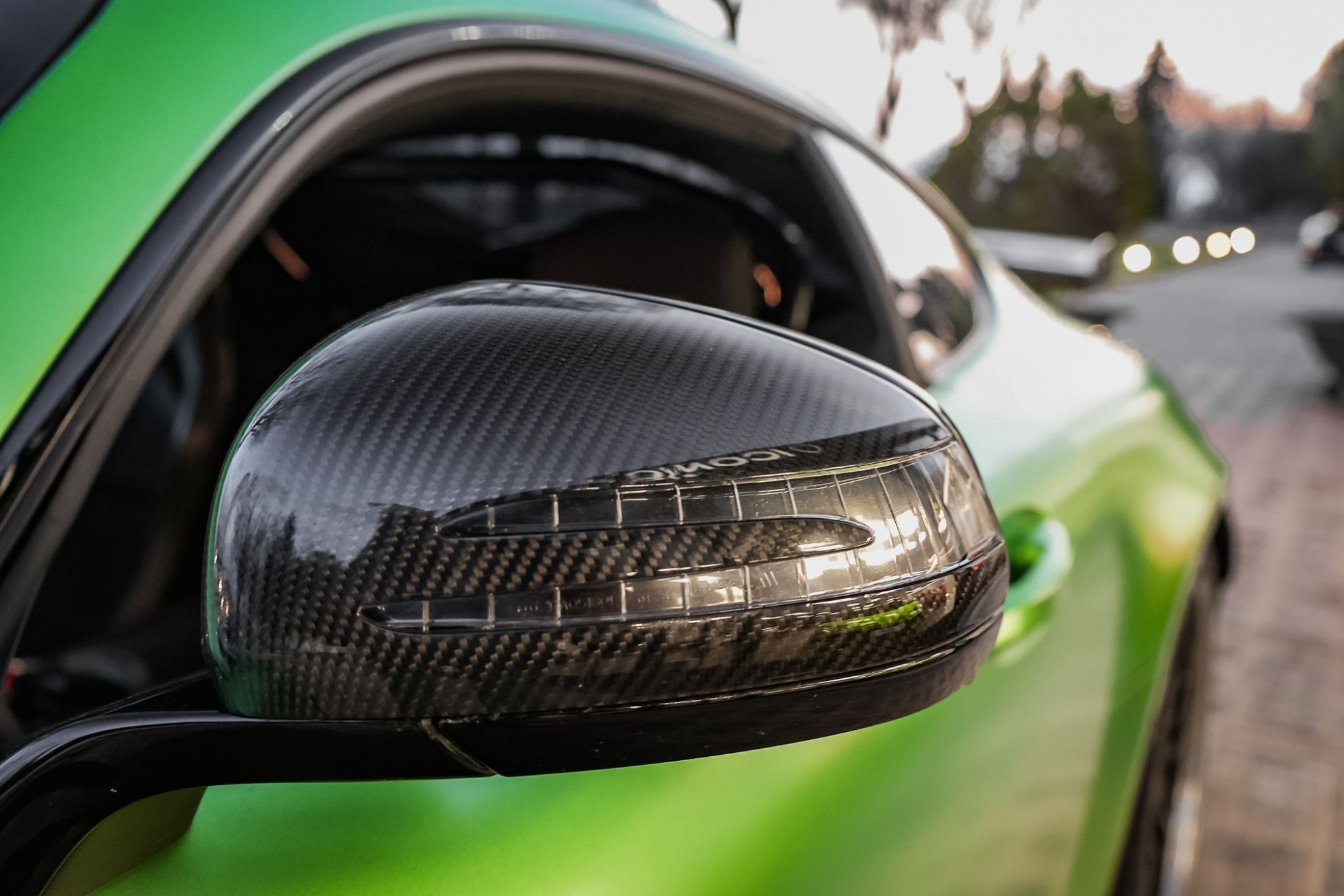 MERCEDES-BENZ AMG GT-R COUPÉ
