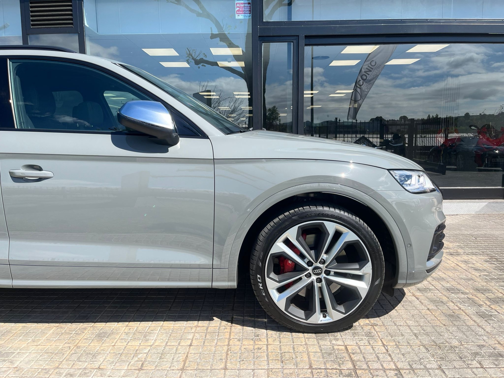 AUDI SQ5