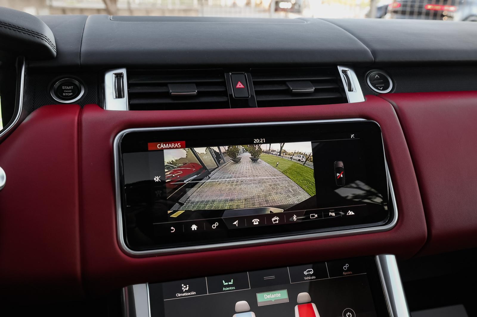 LAND ROVER RANGE ROVER SPORT SVR