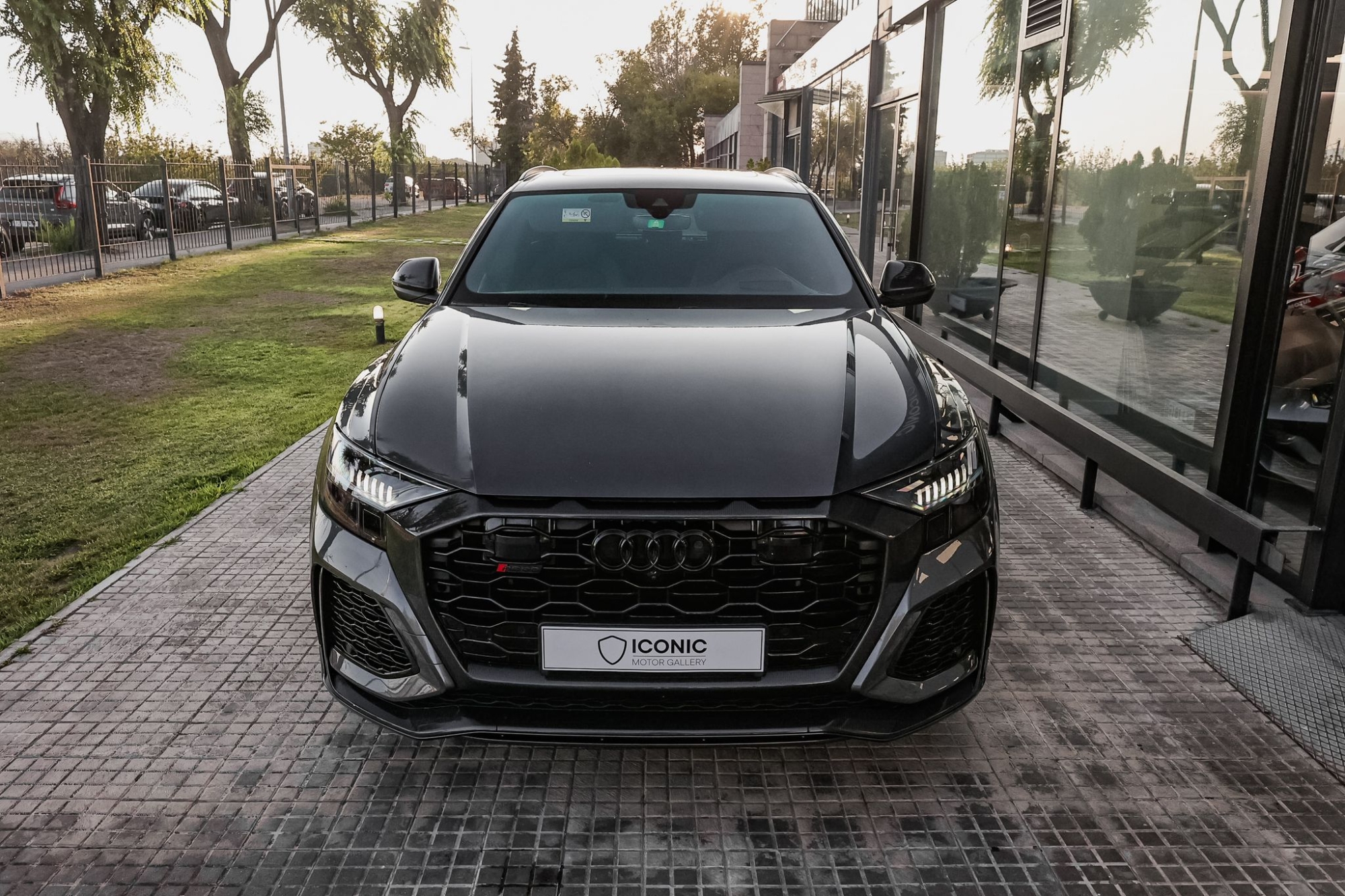 AUDI RSQ8