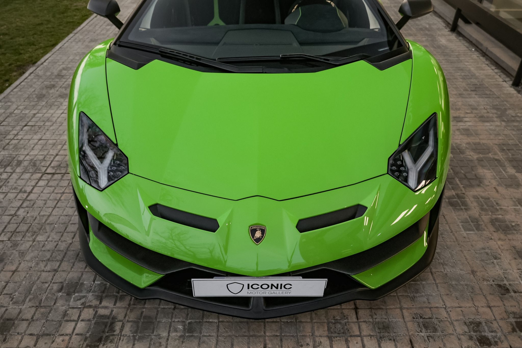 LAMBORGHINI AVENTADOR SVJ 770-4 