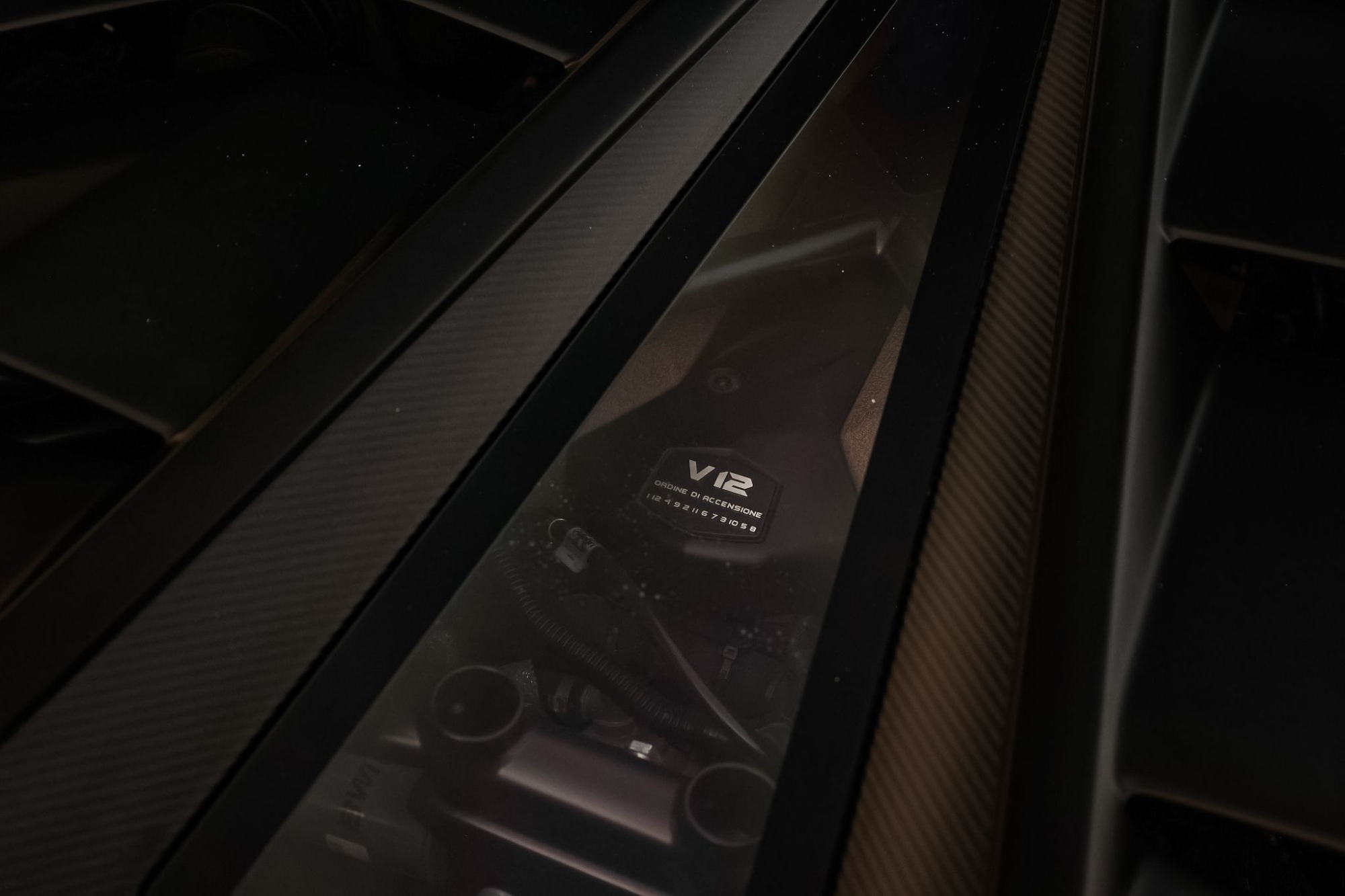 LAMBORGHINI AVENTADOR SVJ 770-4 