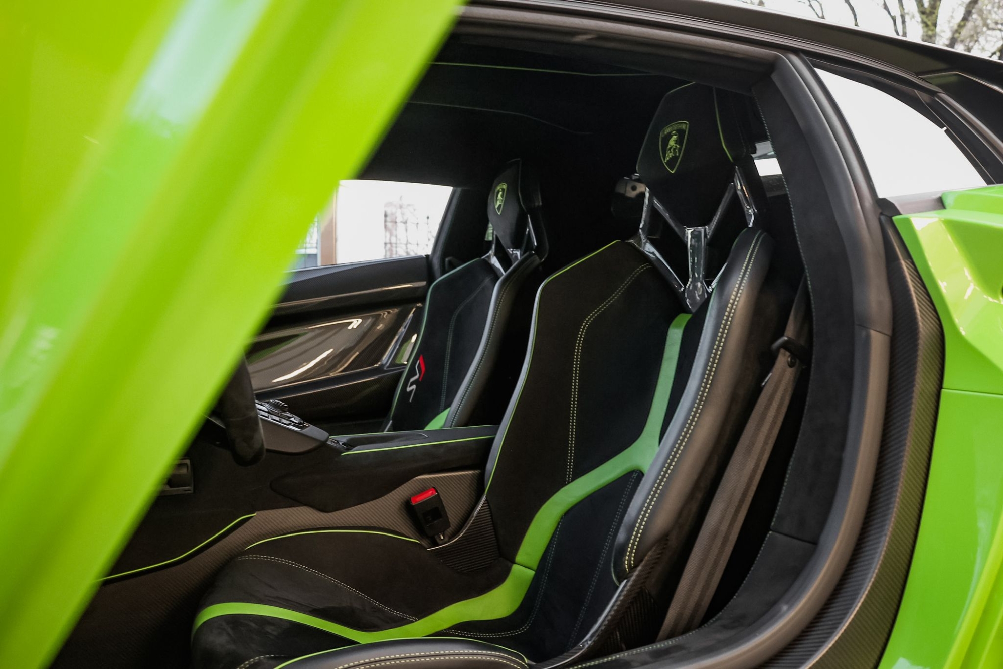 LAMBORGHINI AVENTADOR SVJ 770-4 