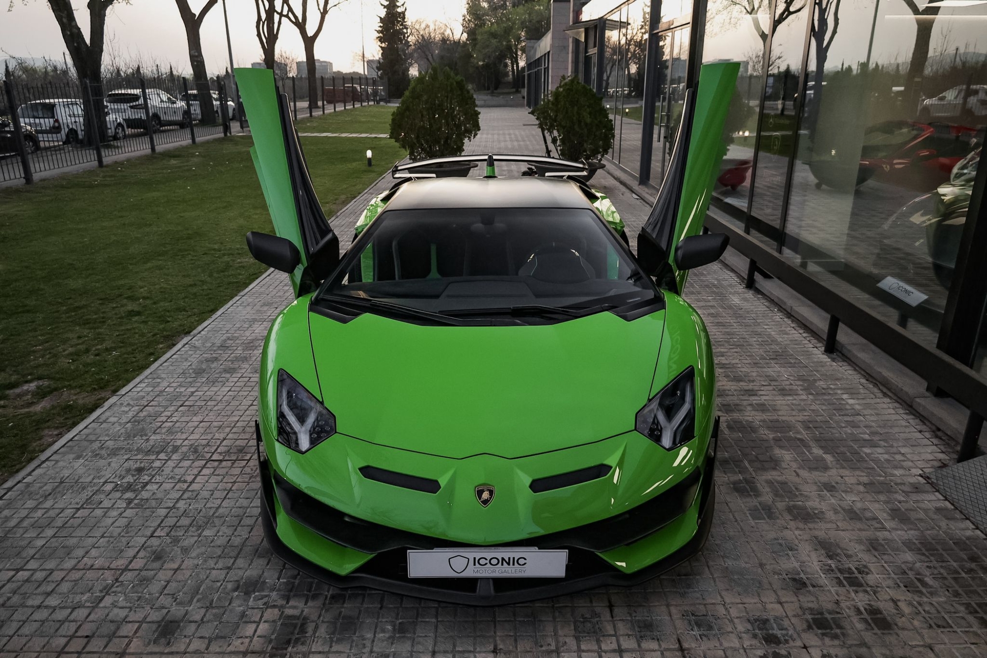 LAMBORGHINI AVENTADOR SVJ 770-4 