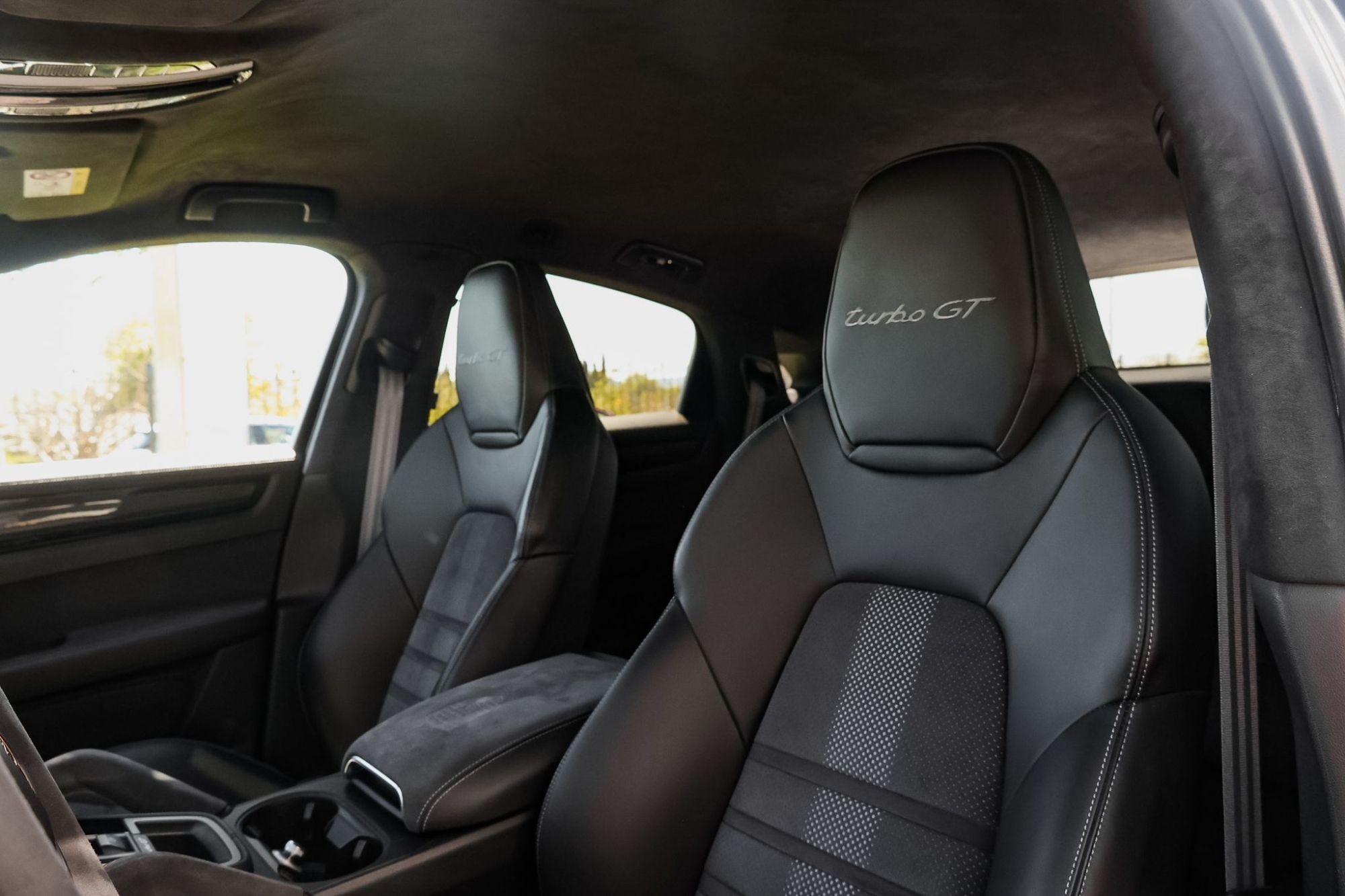 PORSCHE CAYENNE COUPE TURBO GT