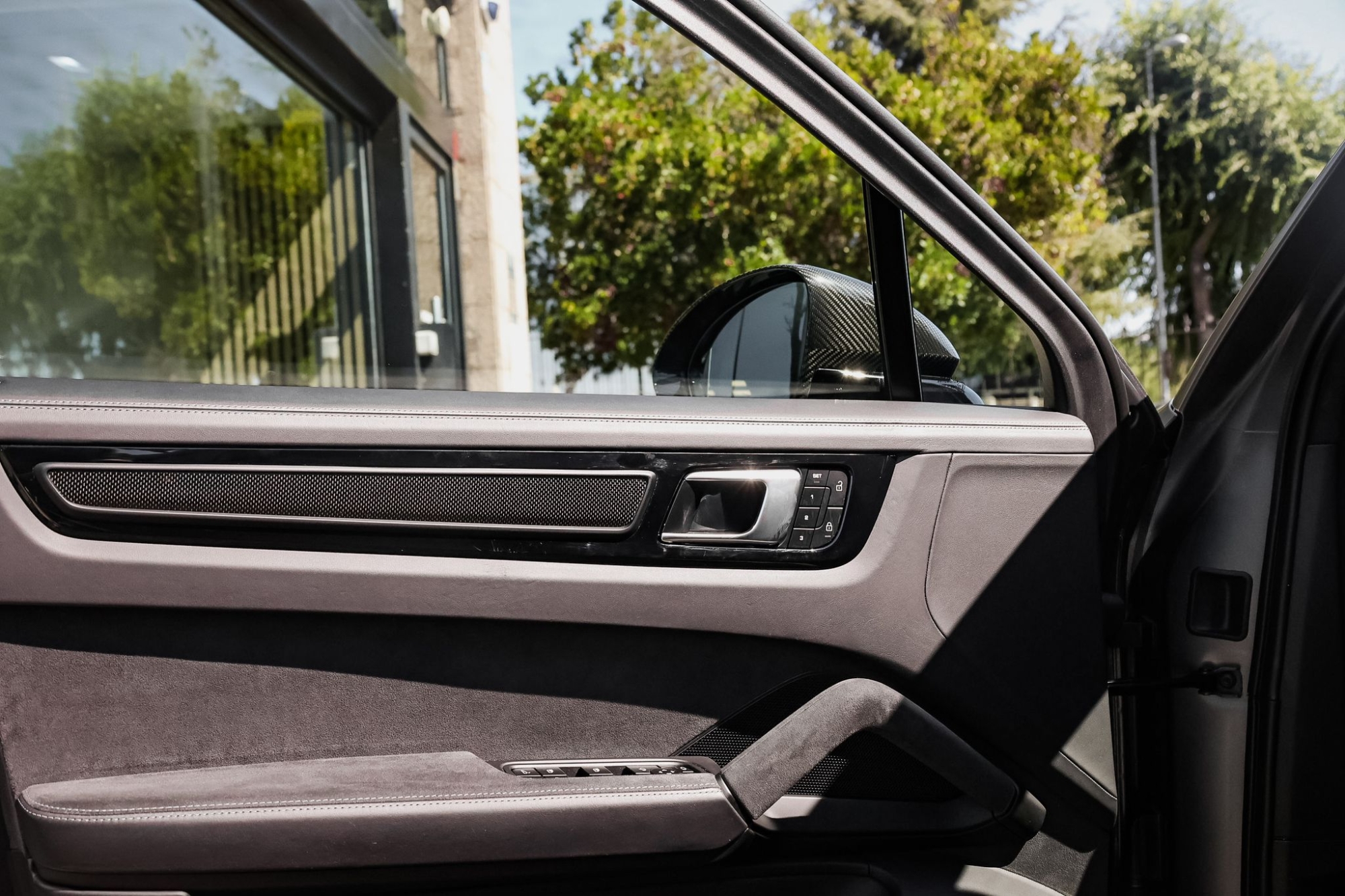 PORSCHE CAYENNE COUPE TURBO GT