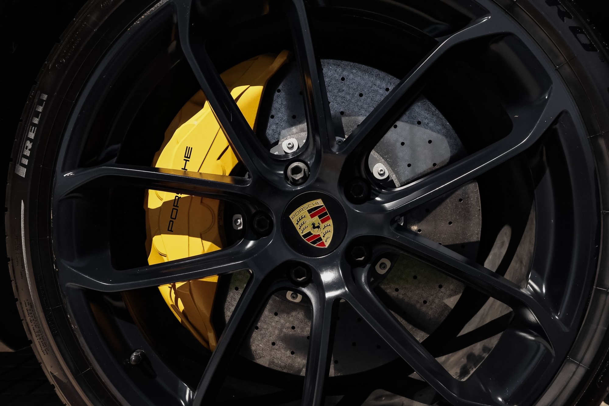 PORSCHE CAYENNE COUPE TURBO GT