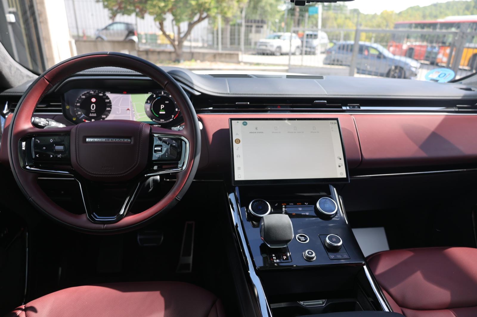 LAND ROVER RANGE ROVER SPORT HYBRID AUTOBIOGRAPHY