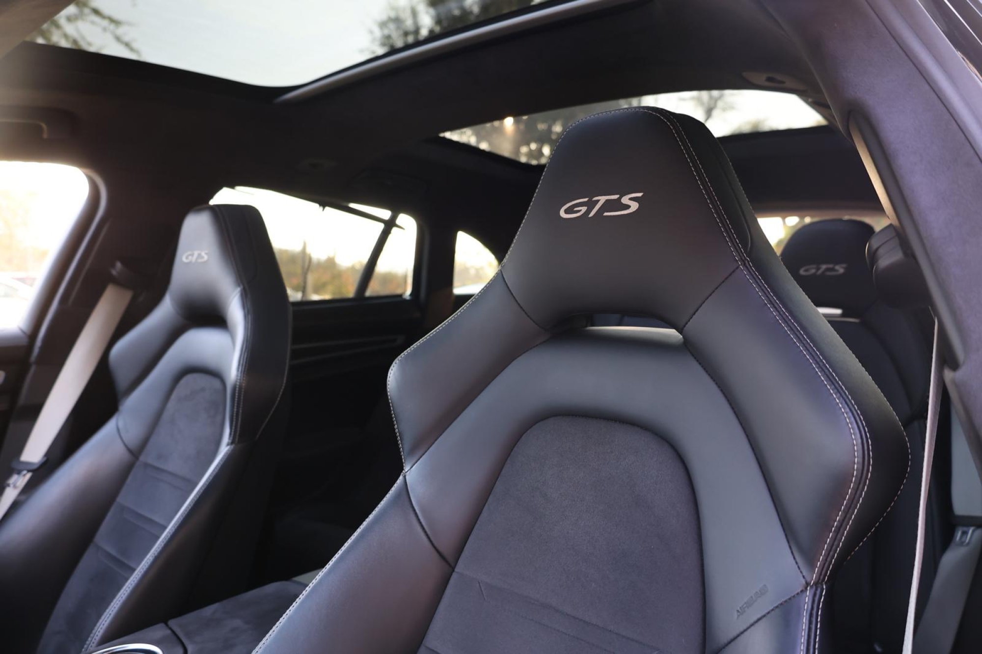 PORSCHE PANAMERA GTS