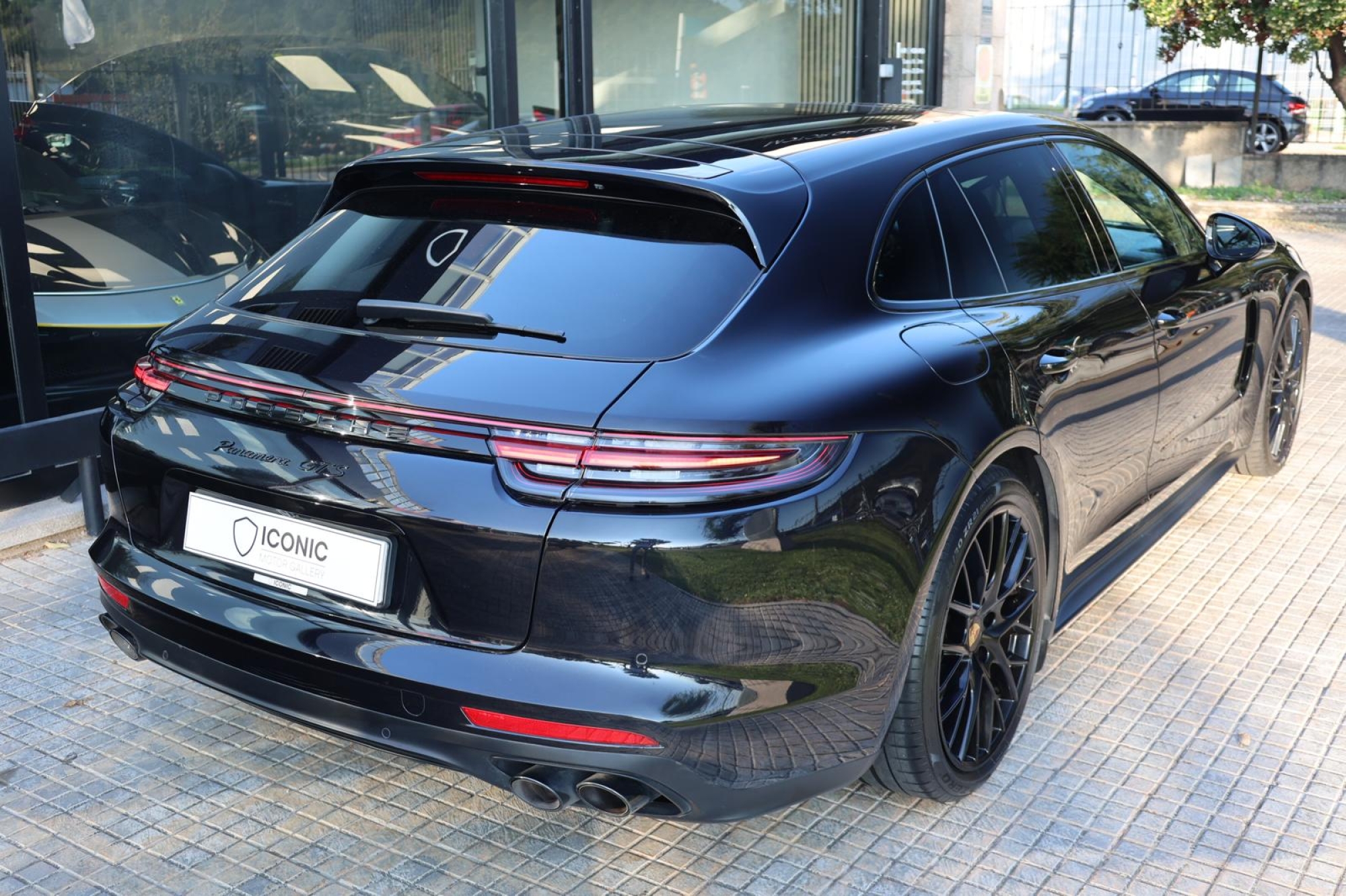 PORSCHE PANAMERA GTS