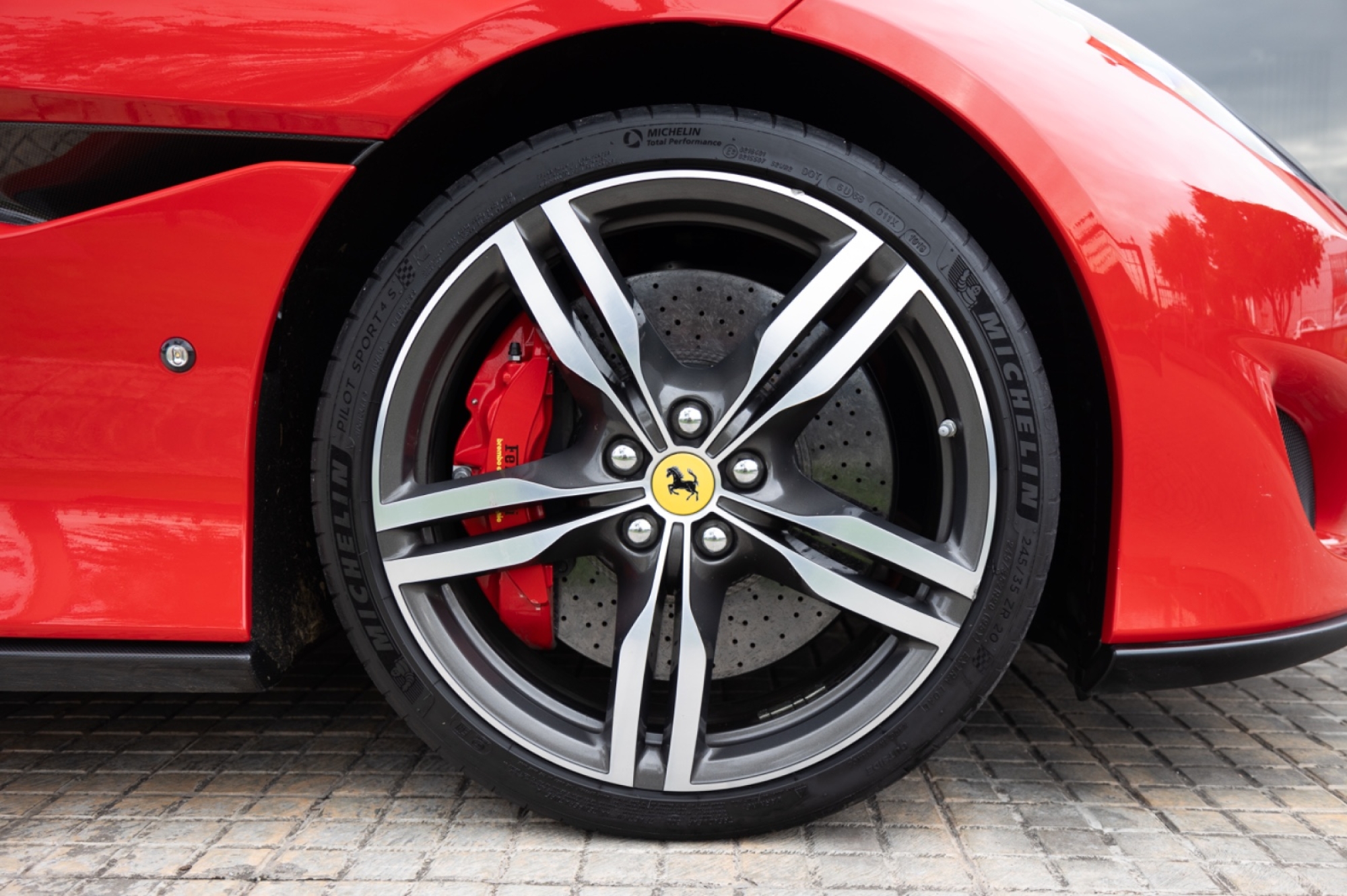 FERRARI PORTOFINO