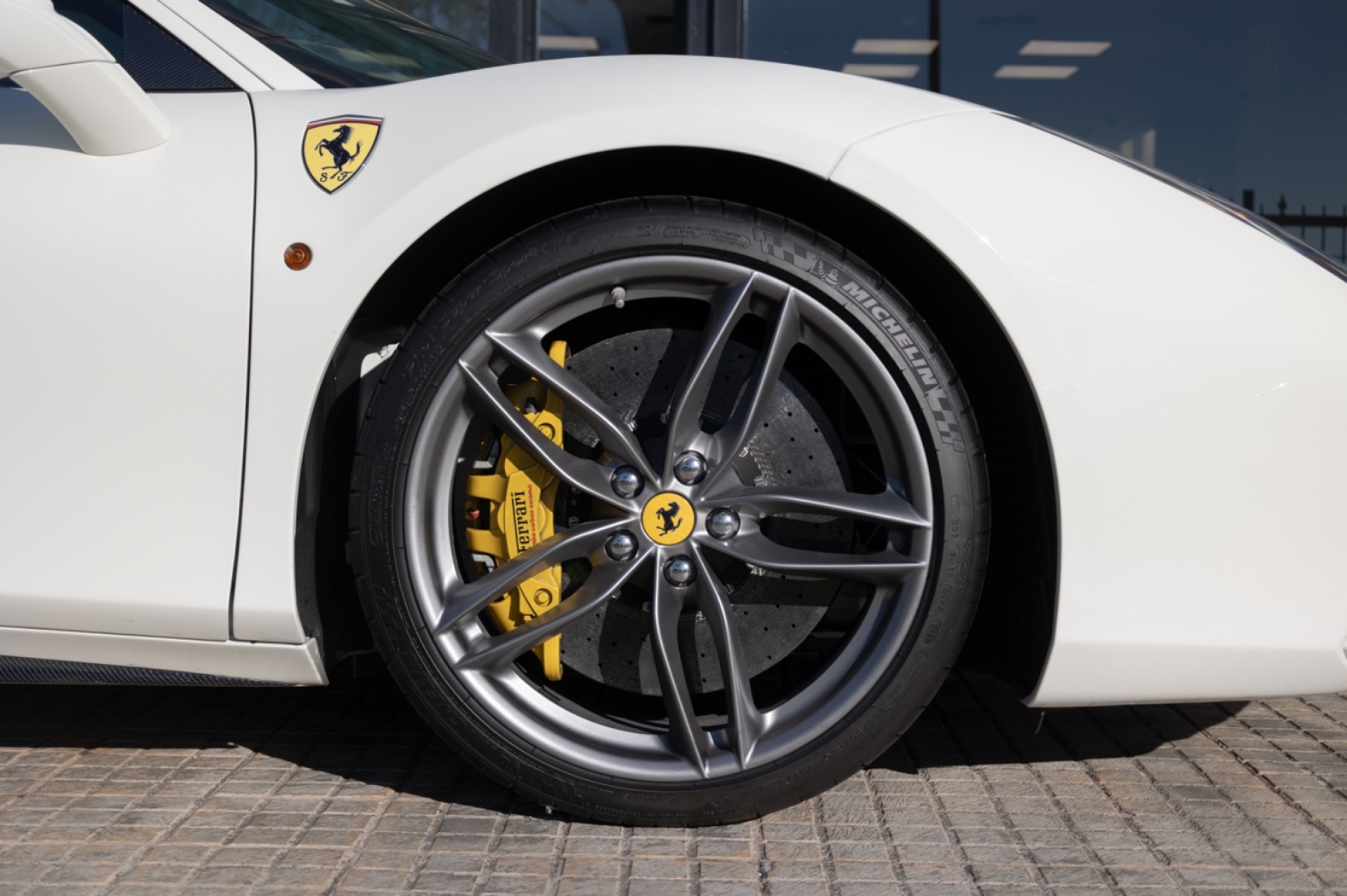 FERRARI 488GTB