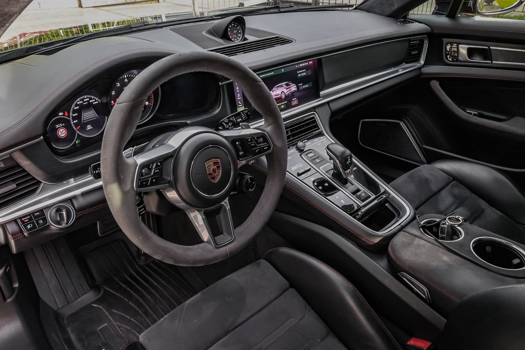 PORSCHE PANAMERA GTS SPORT TURISMO