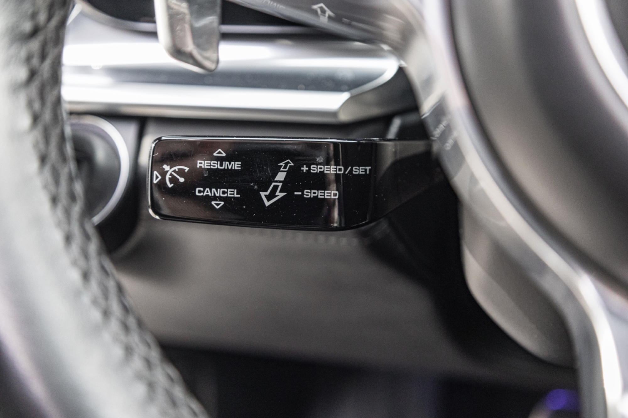 PORSCHE PANAMERA 4 E-HYBRID