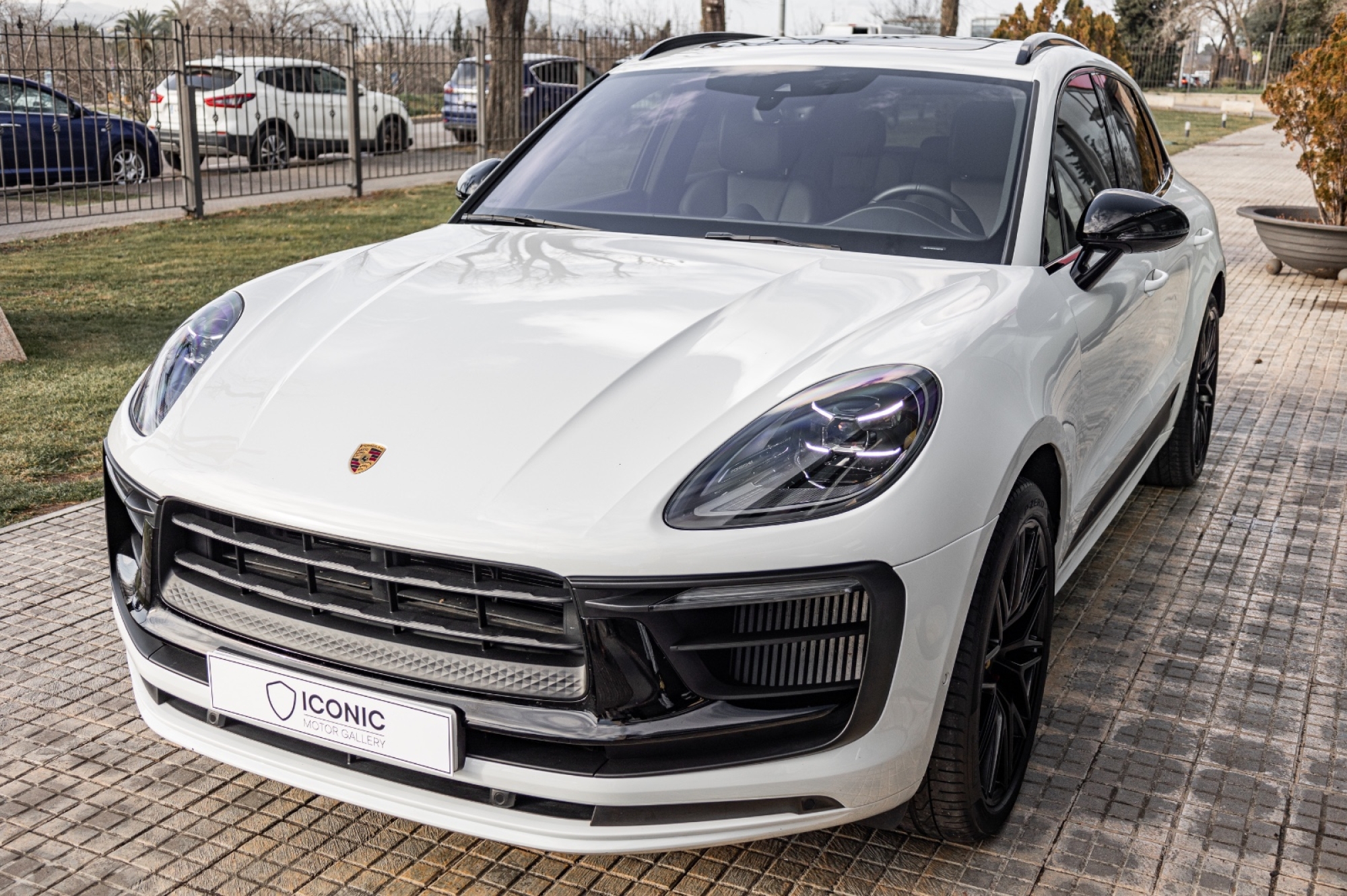 PORSCHE MACAN GTS