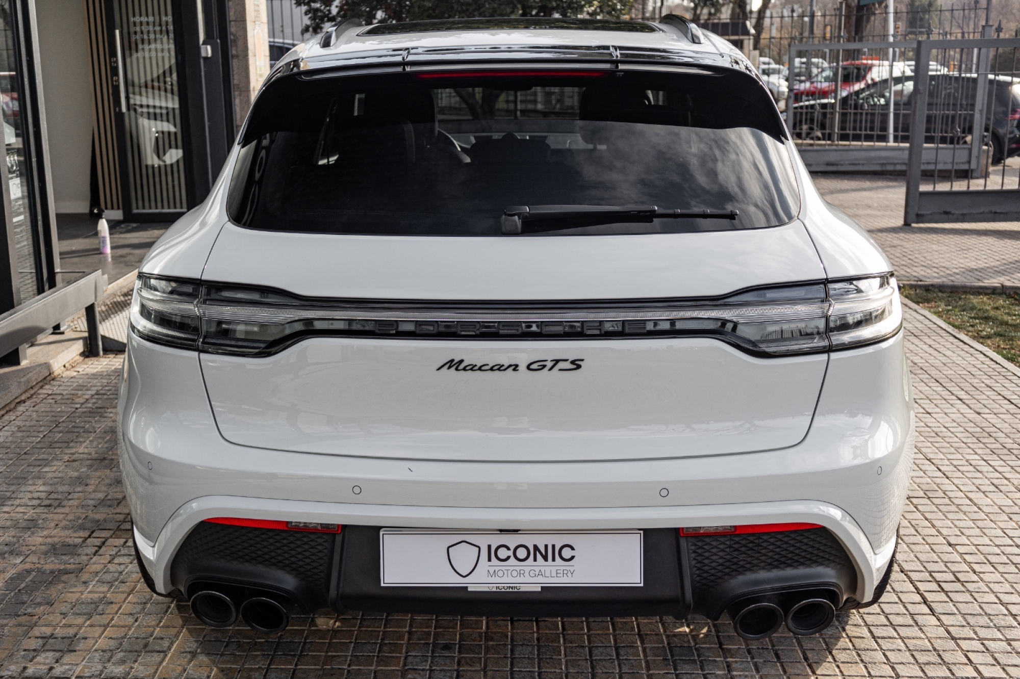 PORSCHE MACAN GTS