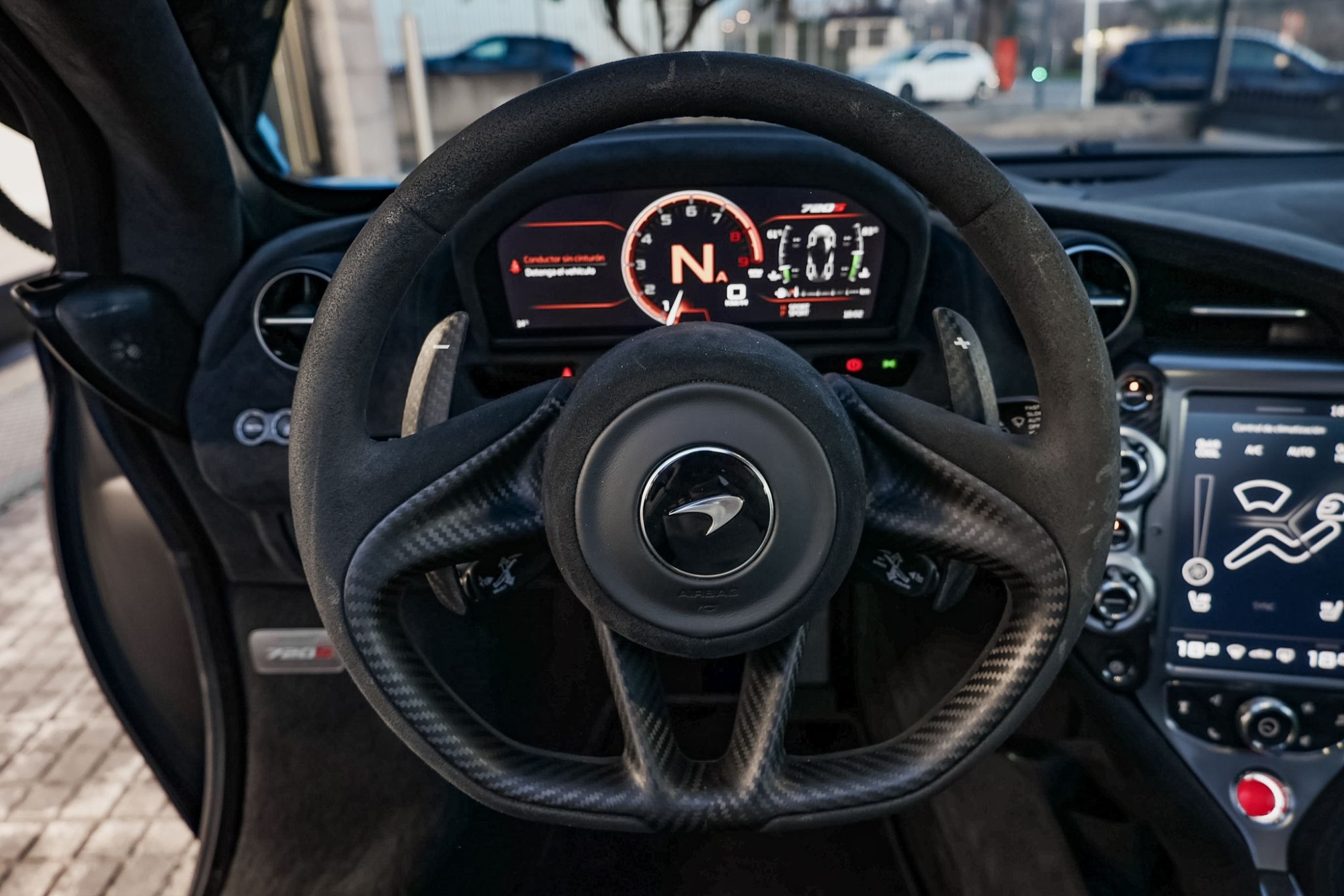 MCLAREN 720S