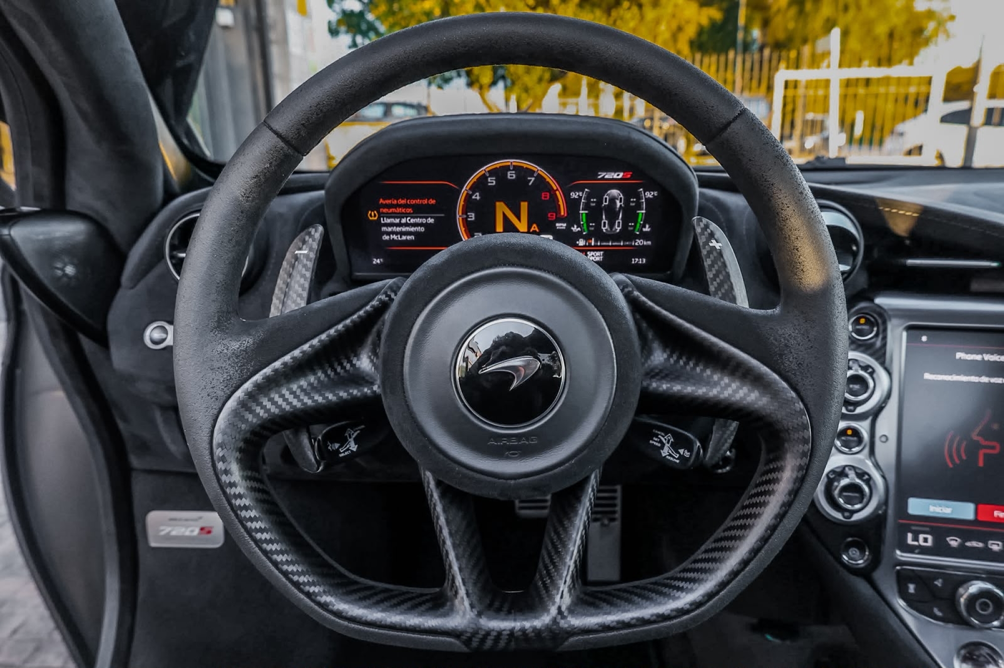 MCLAREN 720S