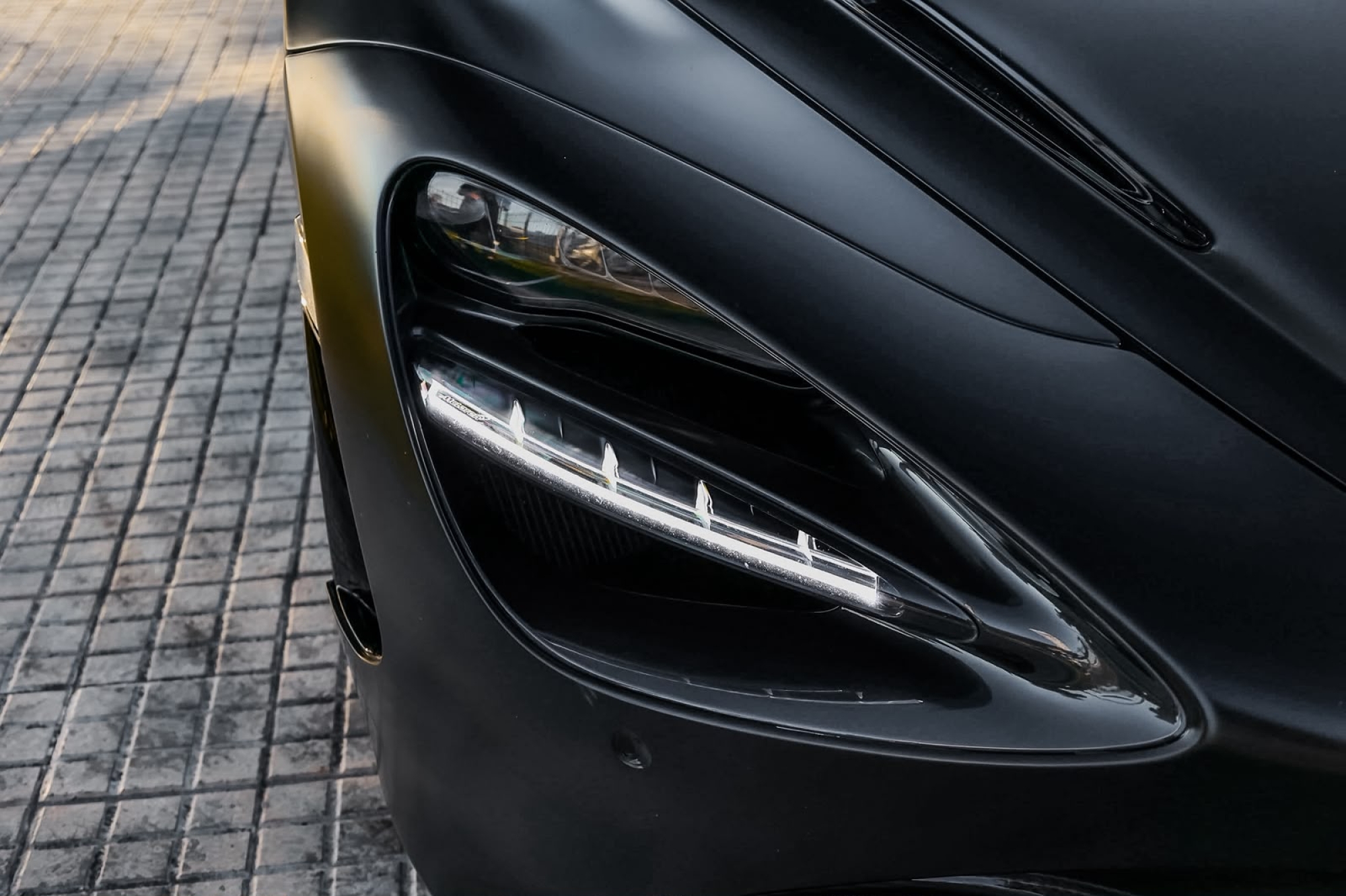 MCLAREN 720S