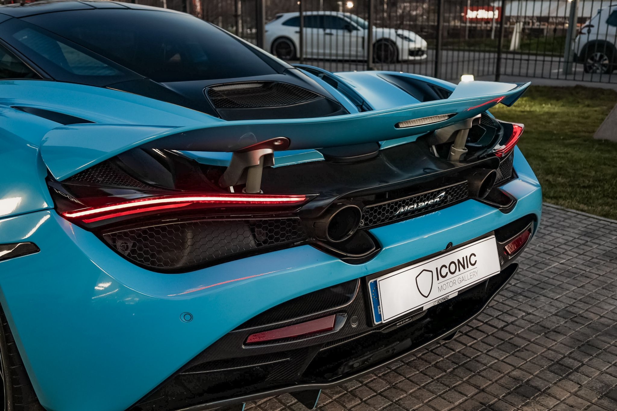 MCLAREN 720S