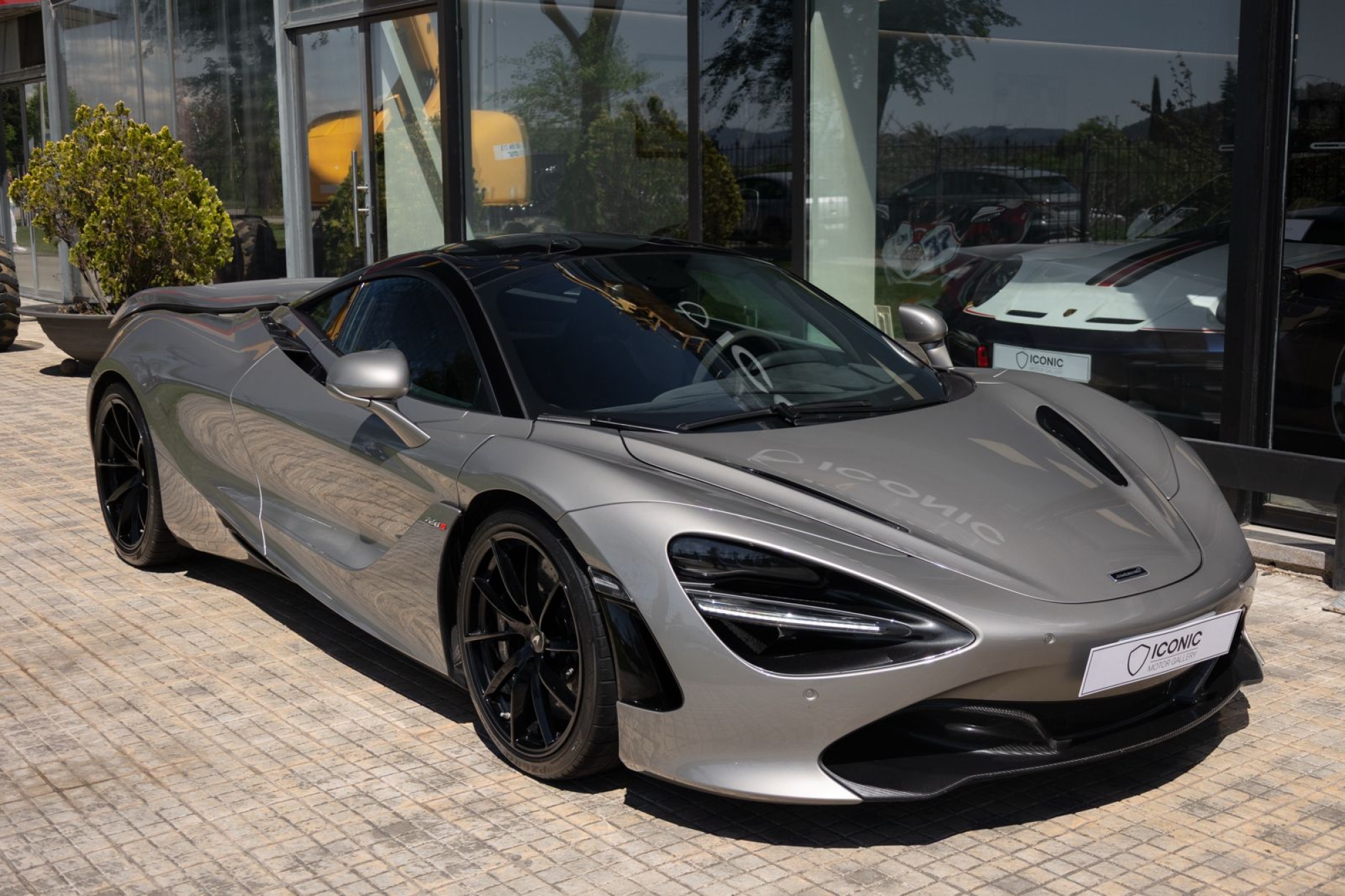 MCLAREN 720S