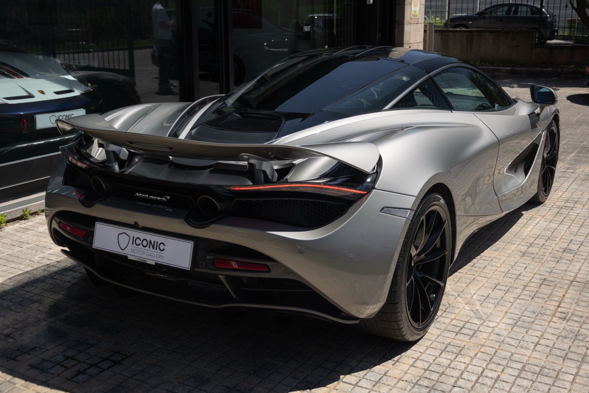 MCLAREN 720S