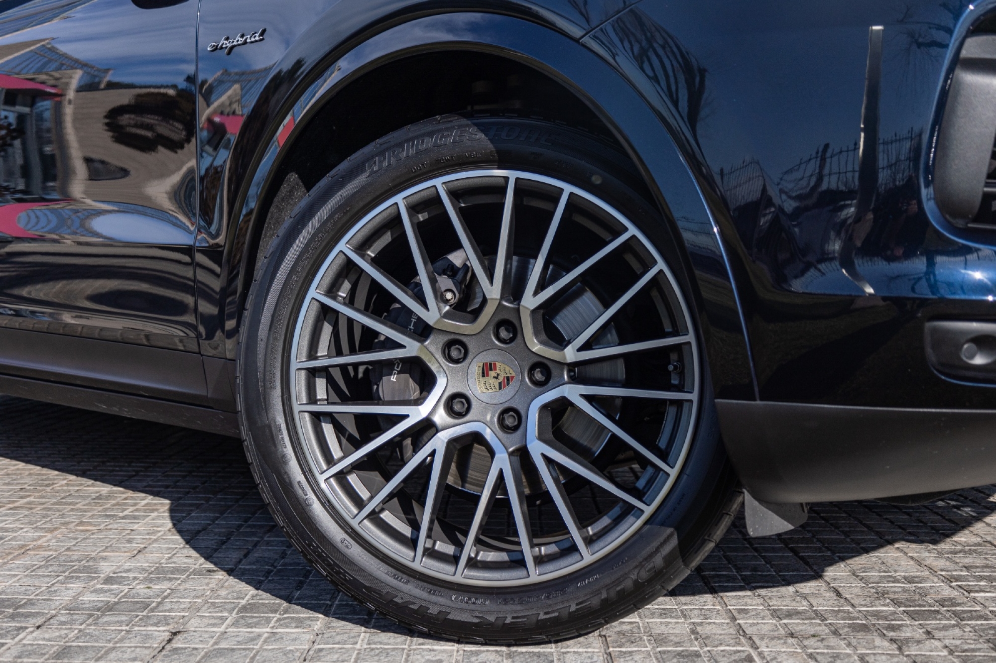 PORSCHE CAYENNE E-HYBRID COUPÉ