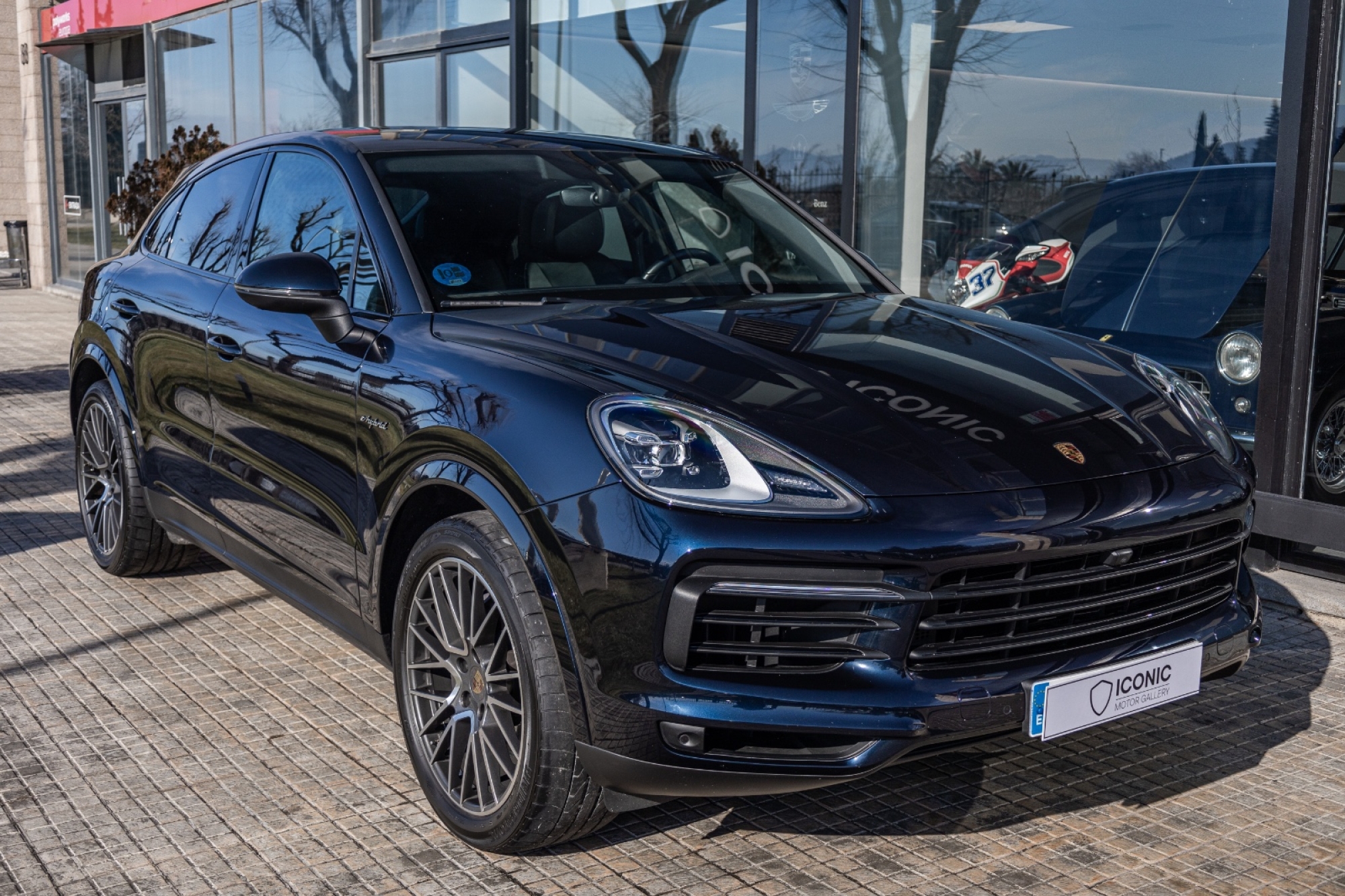 PORSCHE CAYENNE E-HYBRID COUPÉ