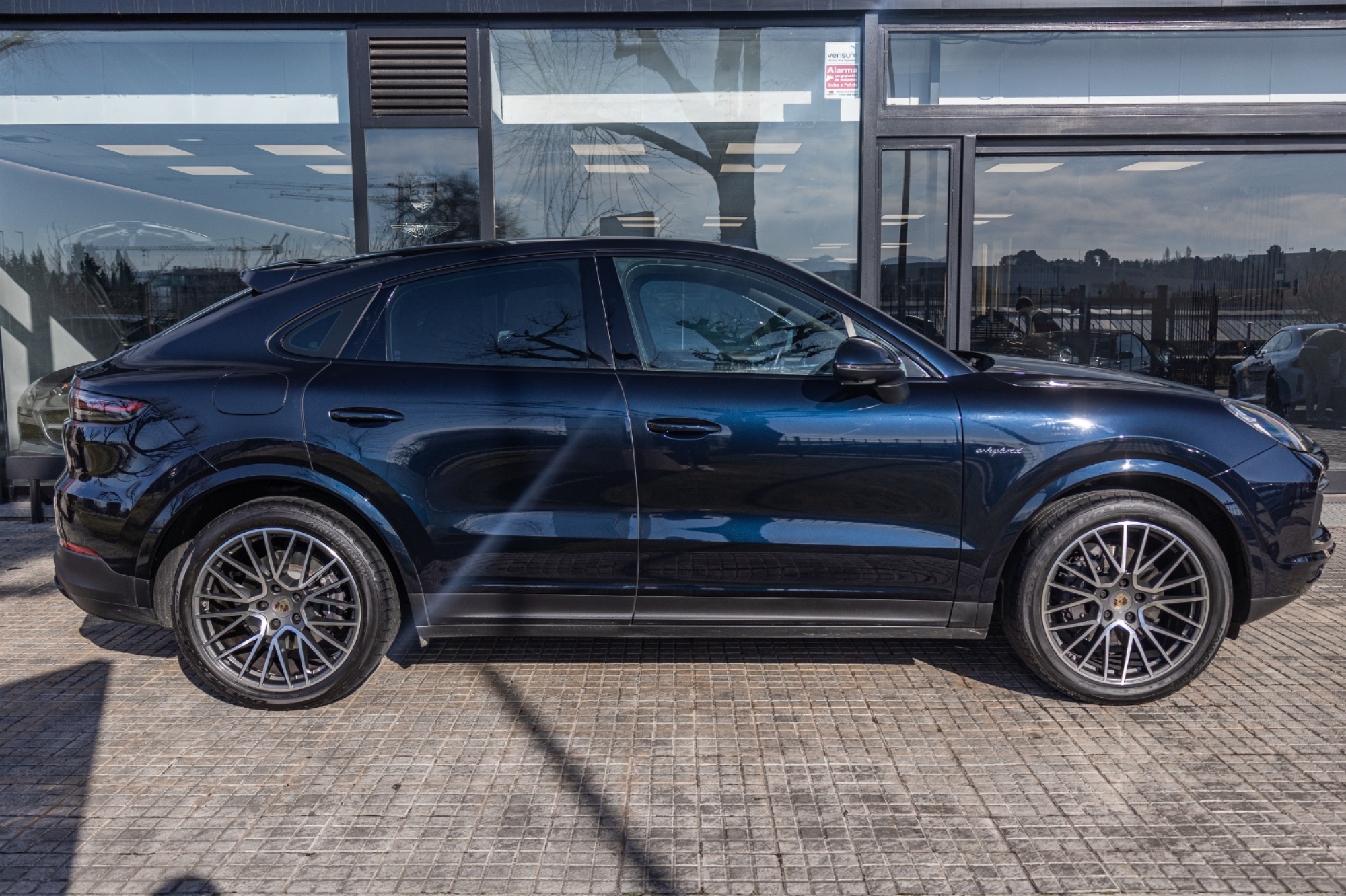 PORSCHE CAYENNE E-HYBRID COUPÉ