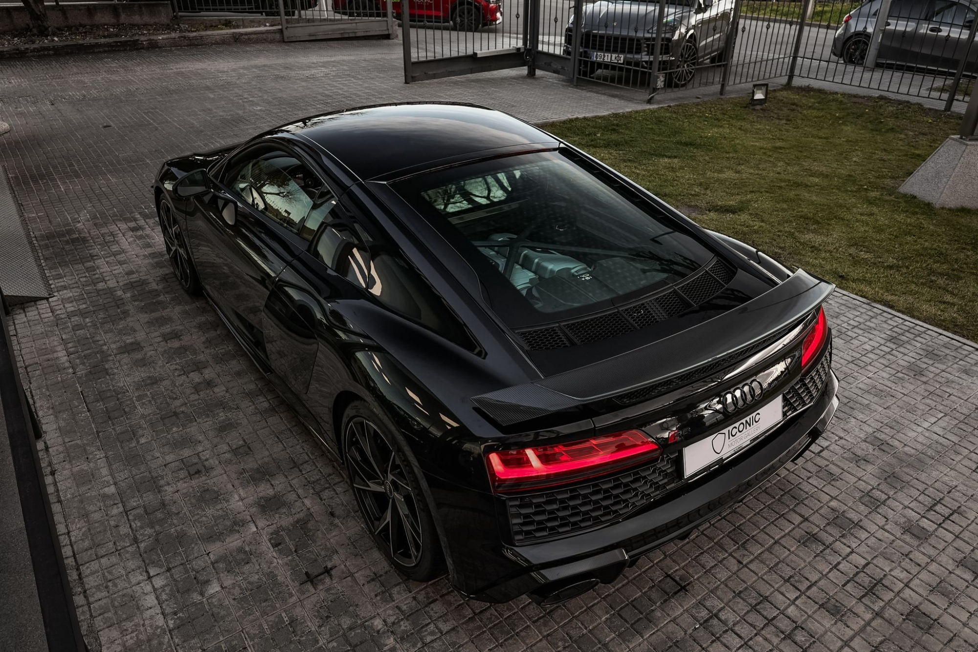 AUDI R8 V10 PLUS RESTYLING