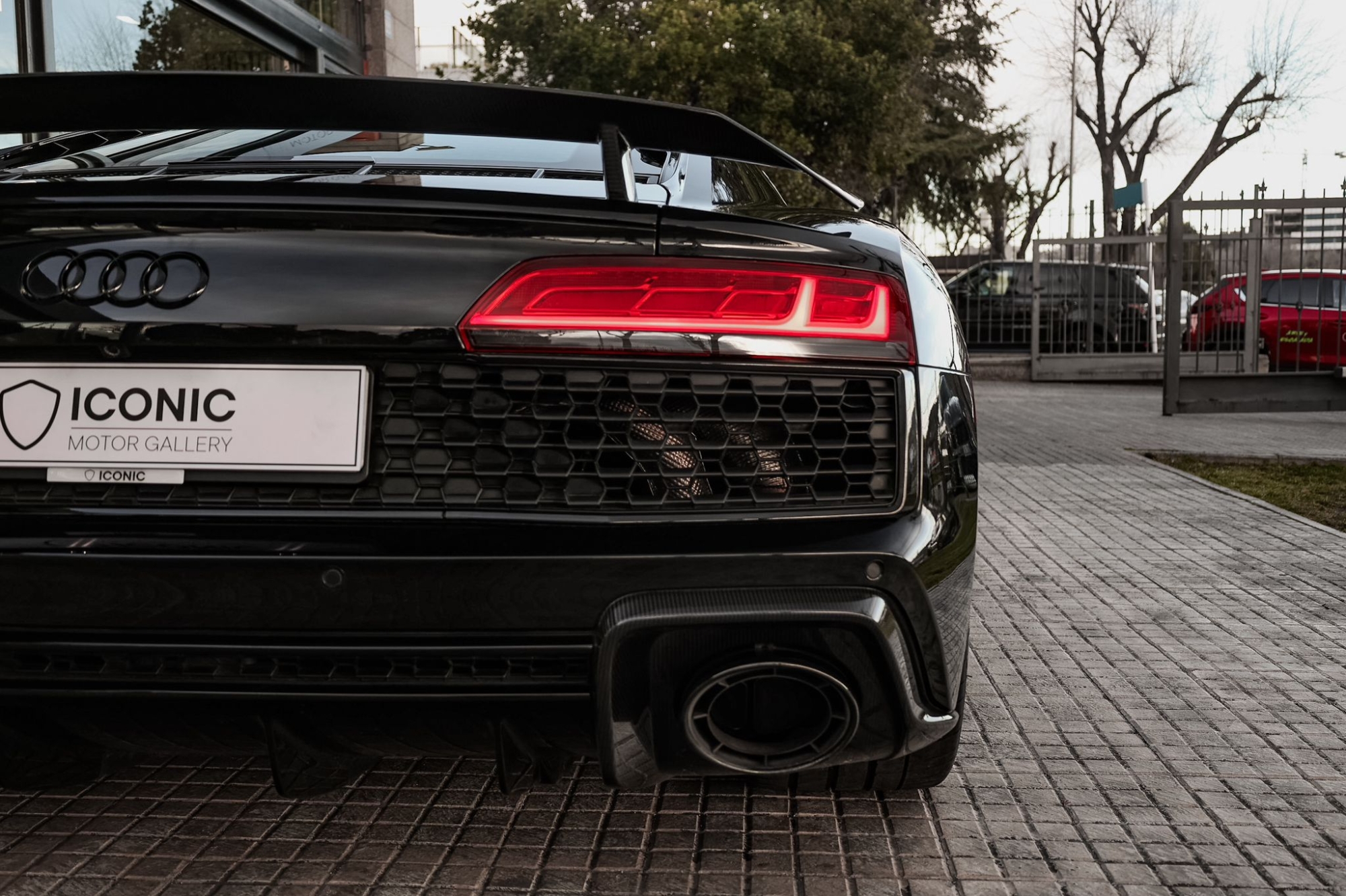 AUDI R8 V10 PLUS RESTYLING