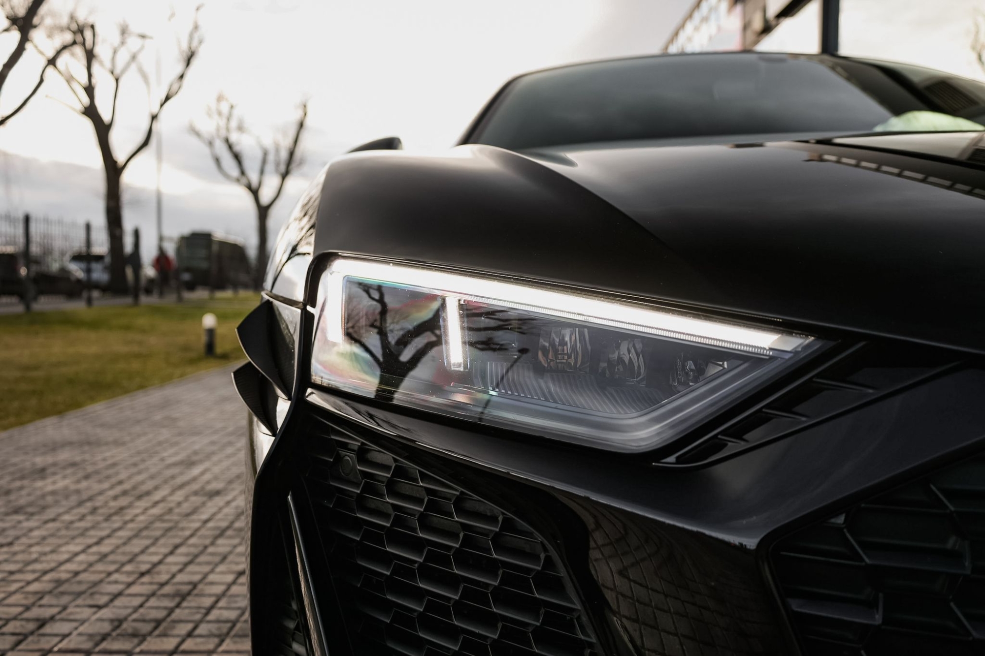 AUDI R8 V10 PLUS RESTYLING