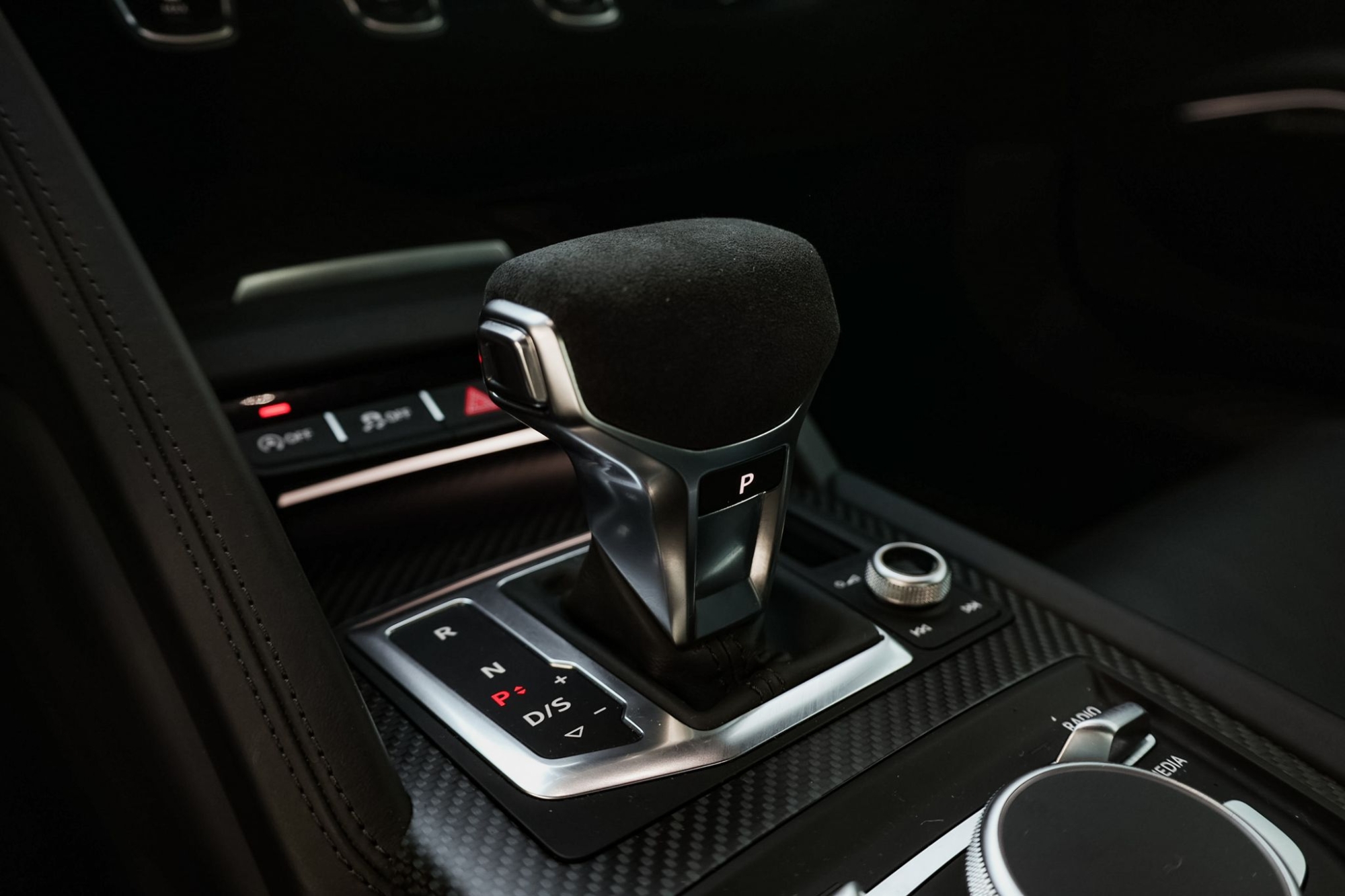 AUDI R8 V10 PLUS RESTYLING