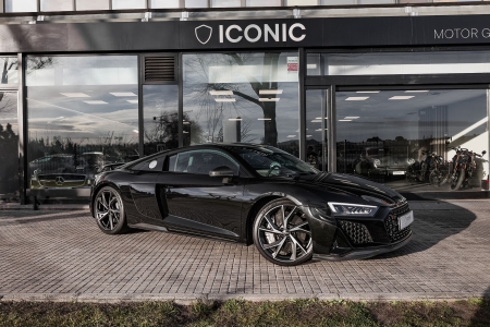 AUDI R8 V10 PLUS RESTYLING