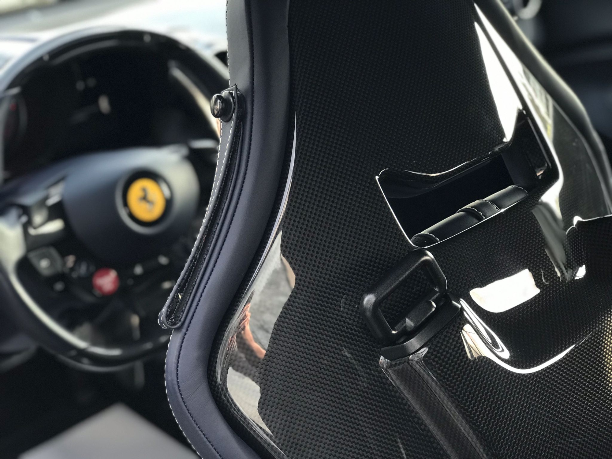 FERRARI F8 TRIBUTO