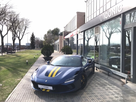 FERRARI F8 TRIBUTO 