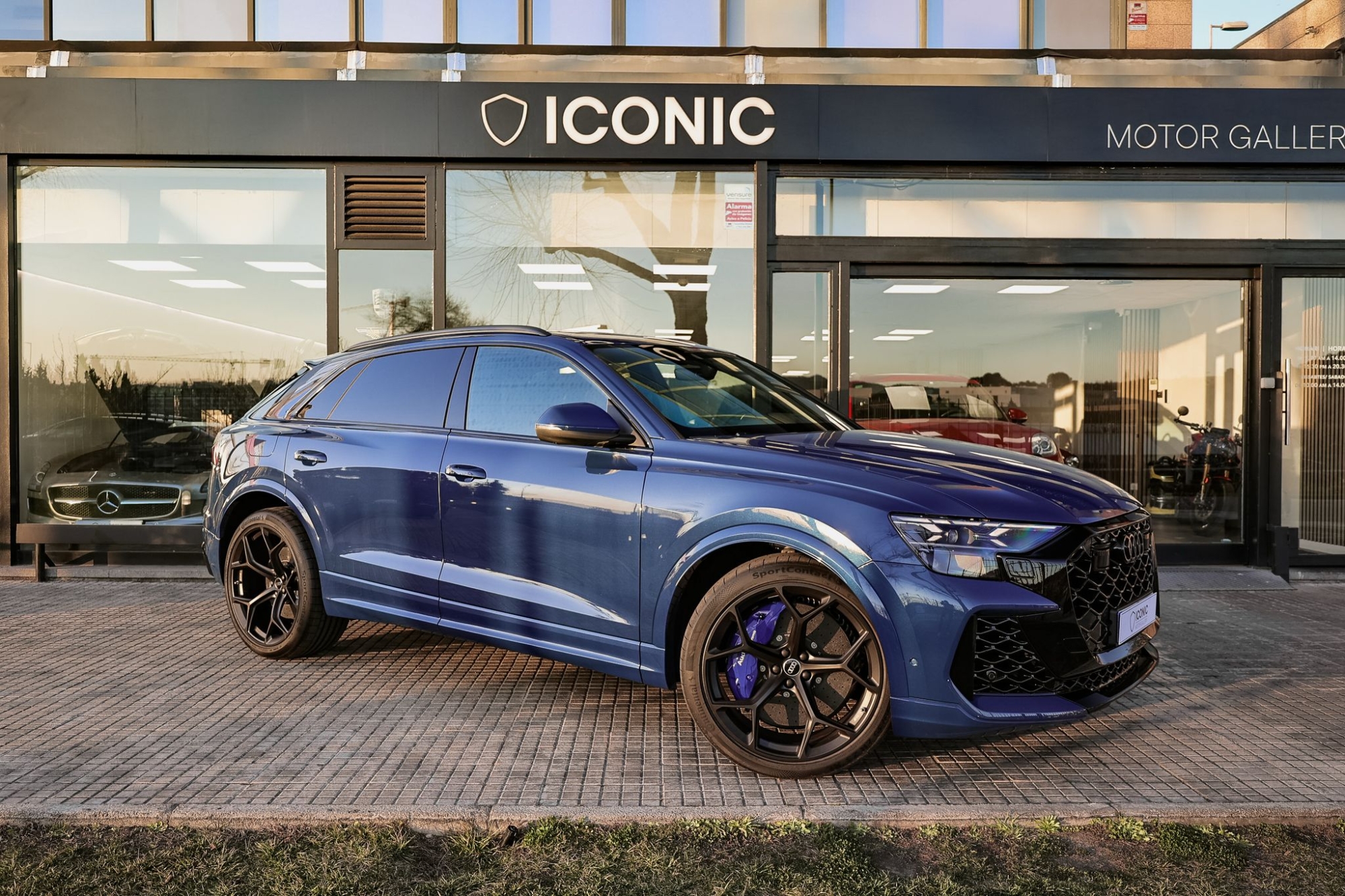 AUDI RSQ8 PERFORMANCE TFSI QUATTRO