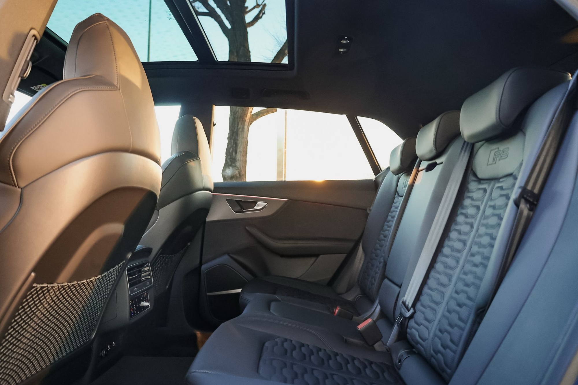 AUDI RSQ8 PERFORMANCE TFSI QUATTRO