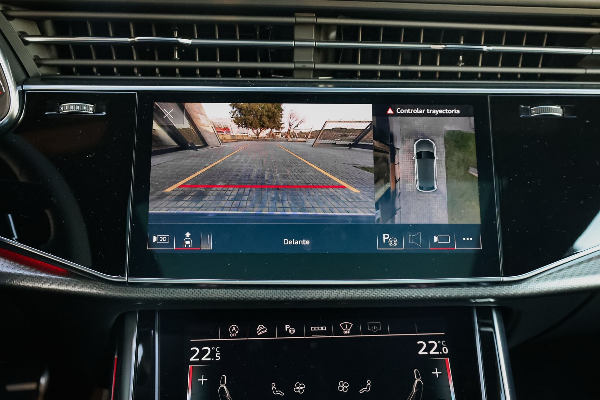 AUDI RSQ8 PERFORMANCE TFSI QUATTRO