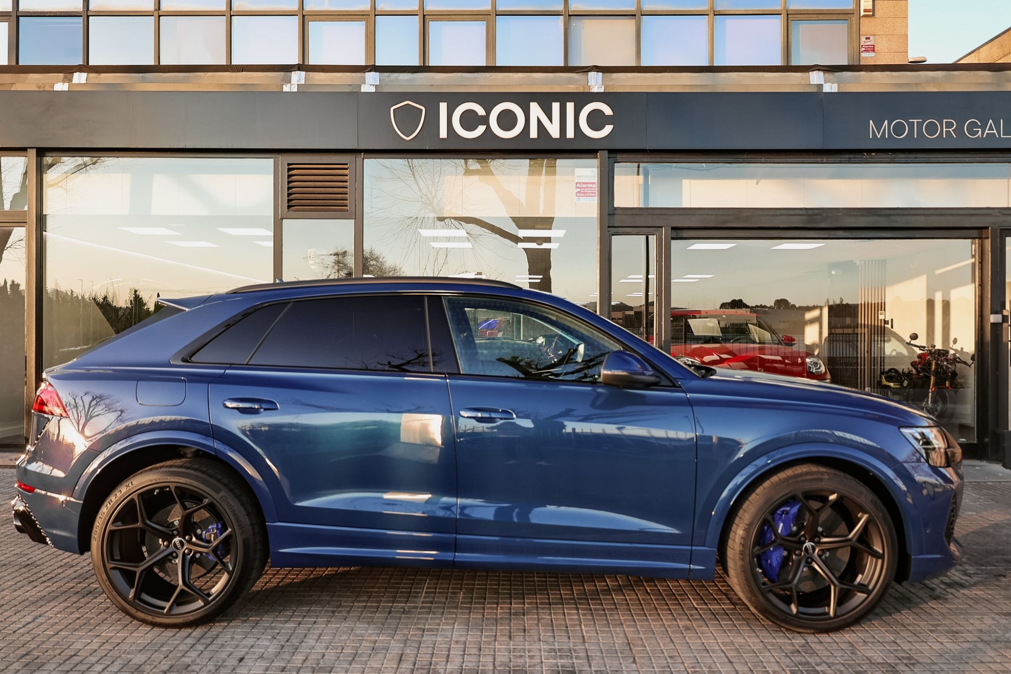 AUDI RSQ8 PERFORMANCE TFSI QUATTRO