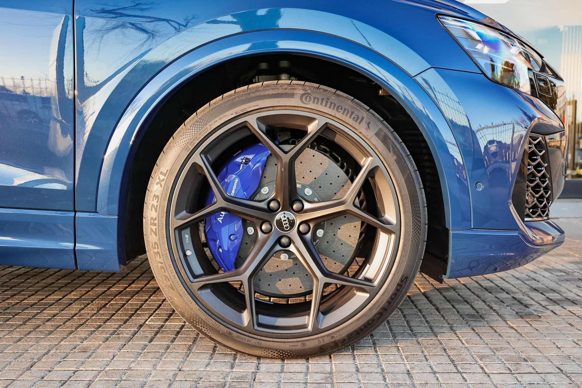 AUDI RSQ8 PERFORMANCE TFSI QUATTRO