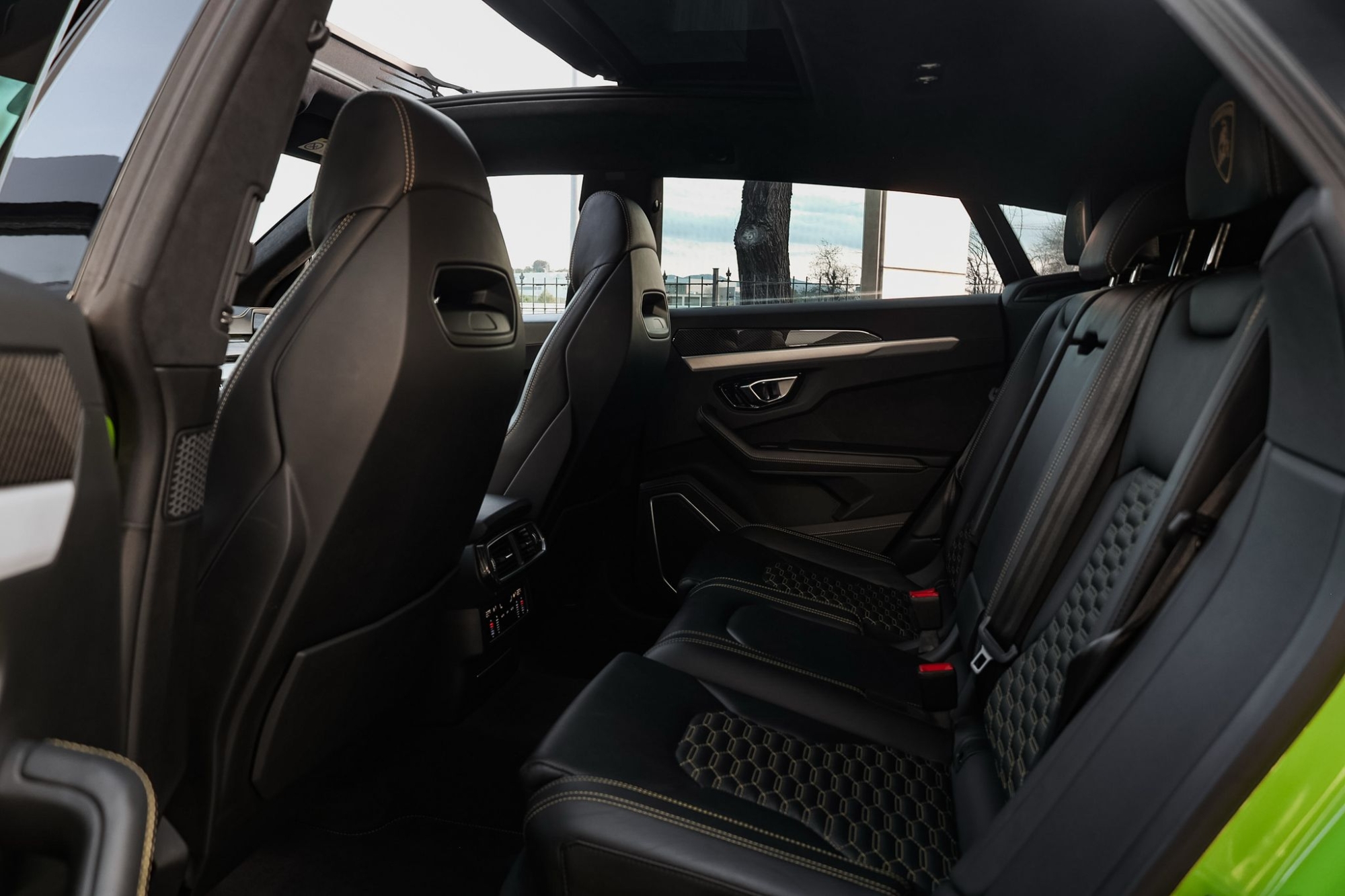 LAMBORGHINI URUS 4.0 V8